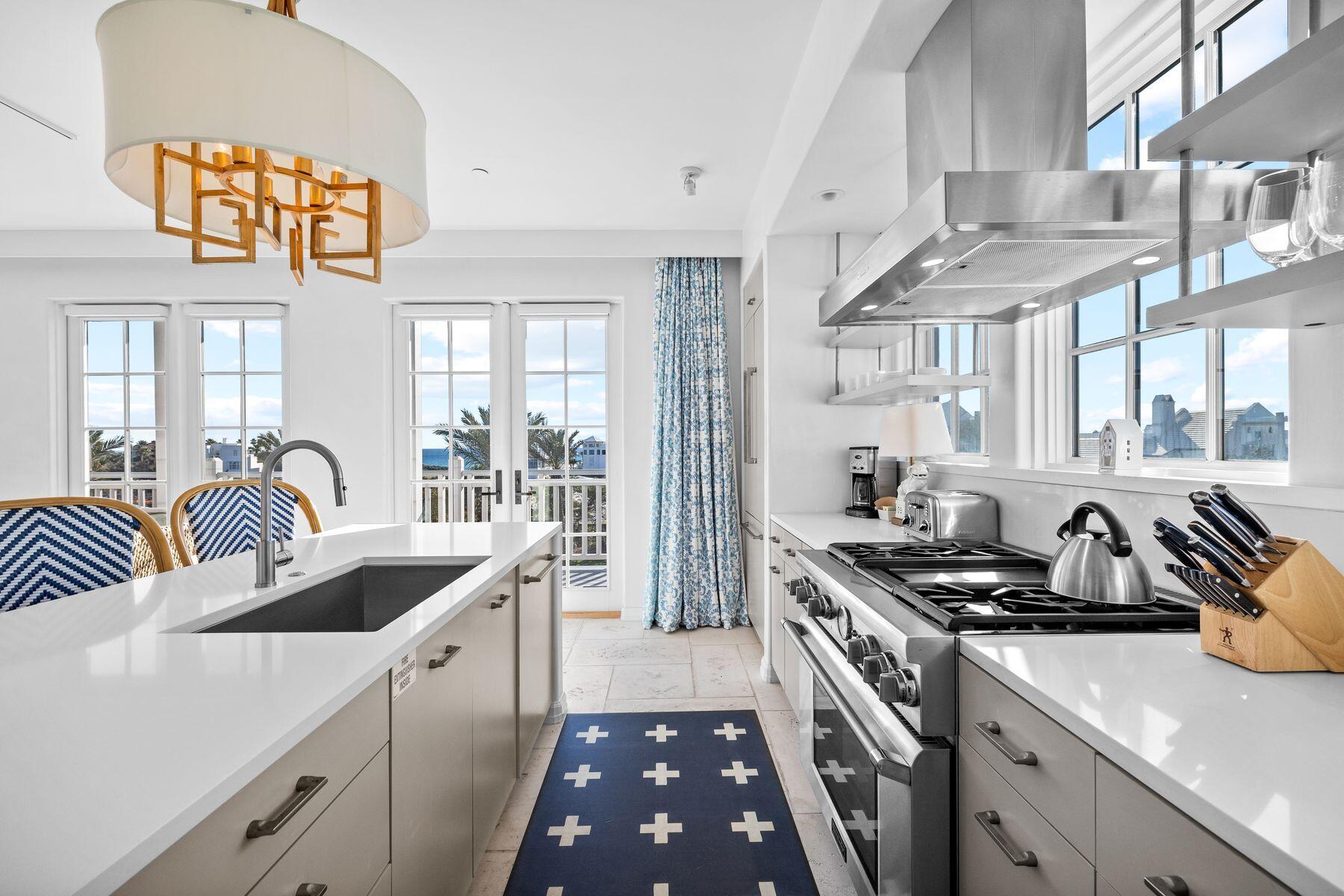 ALYS BEACH - Residential