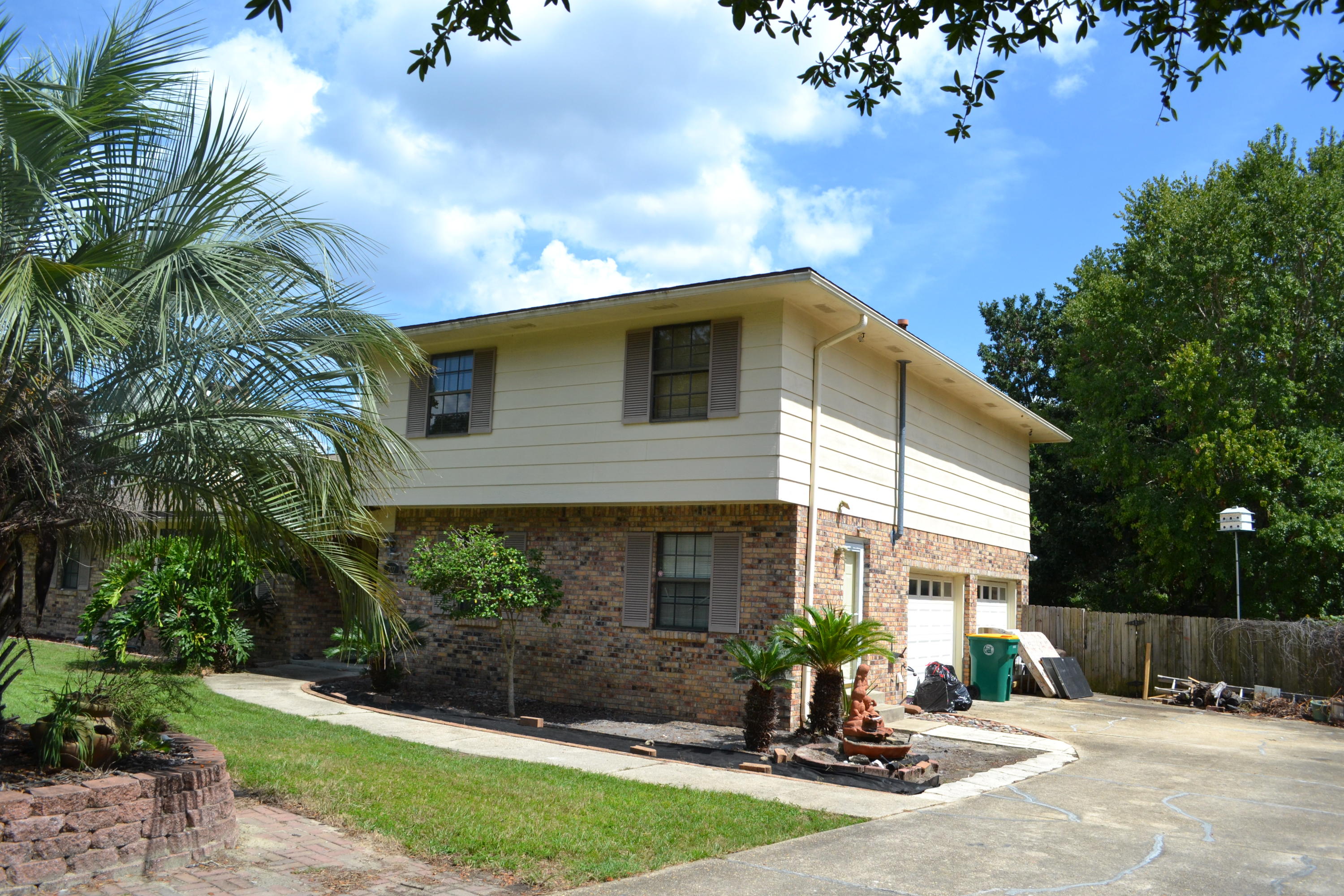 OVERBROOK - Residential