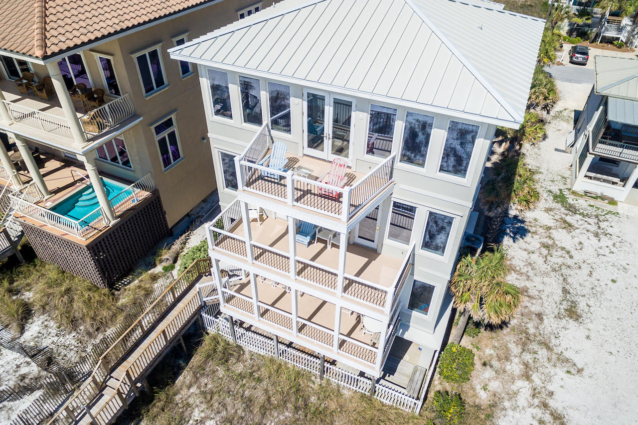 RICHARDS A E UNREC - Residential