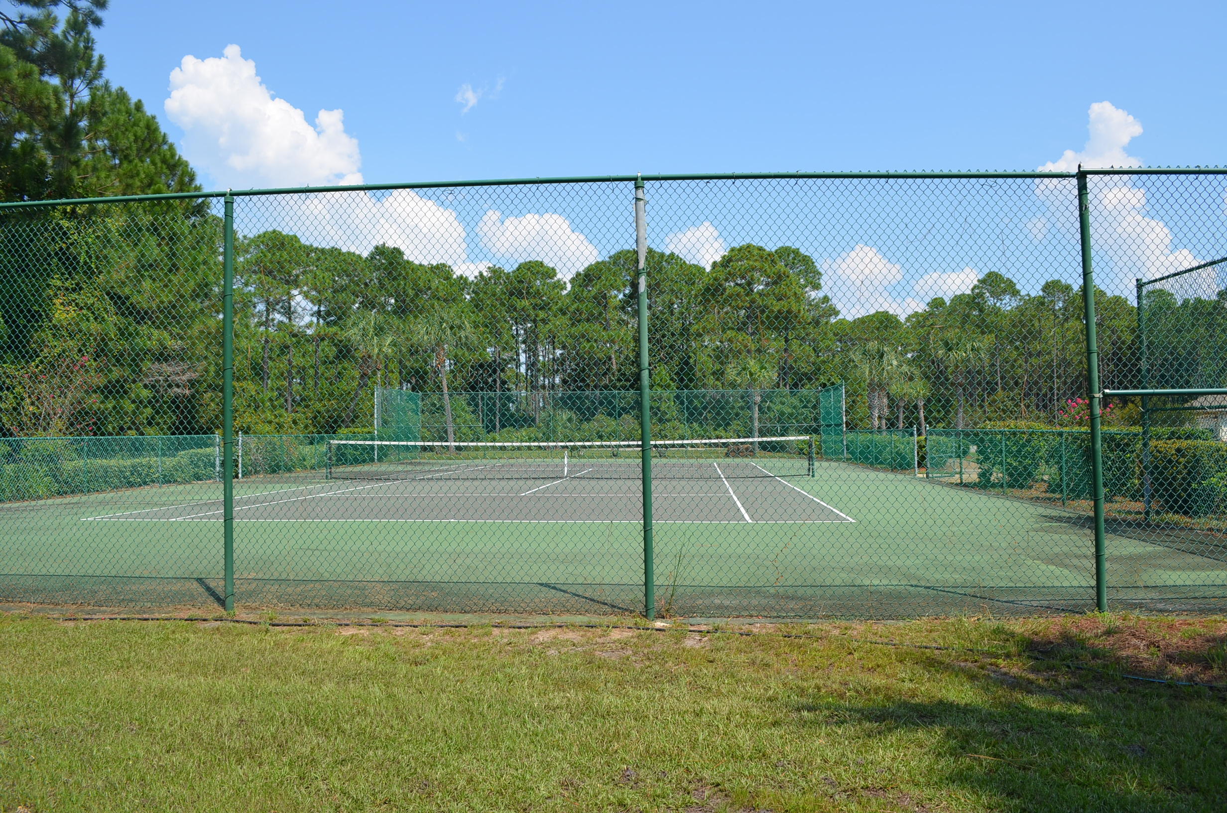 PELICAN BAY S/D - Land