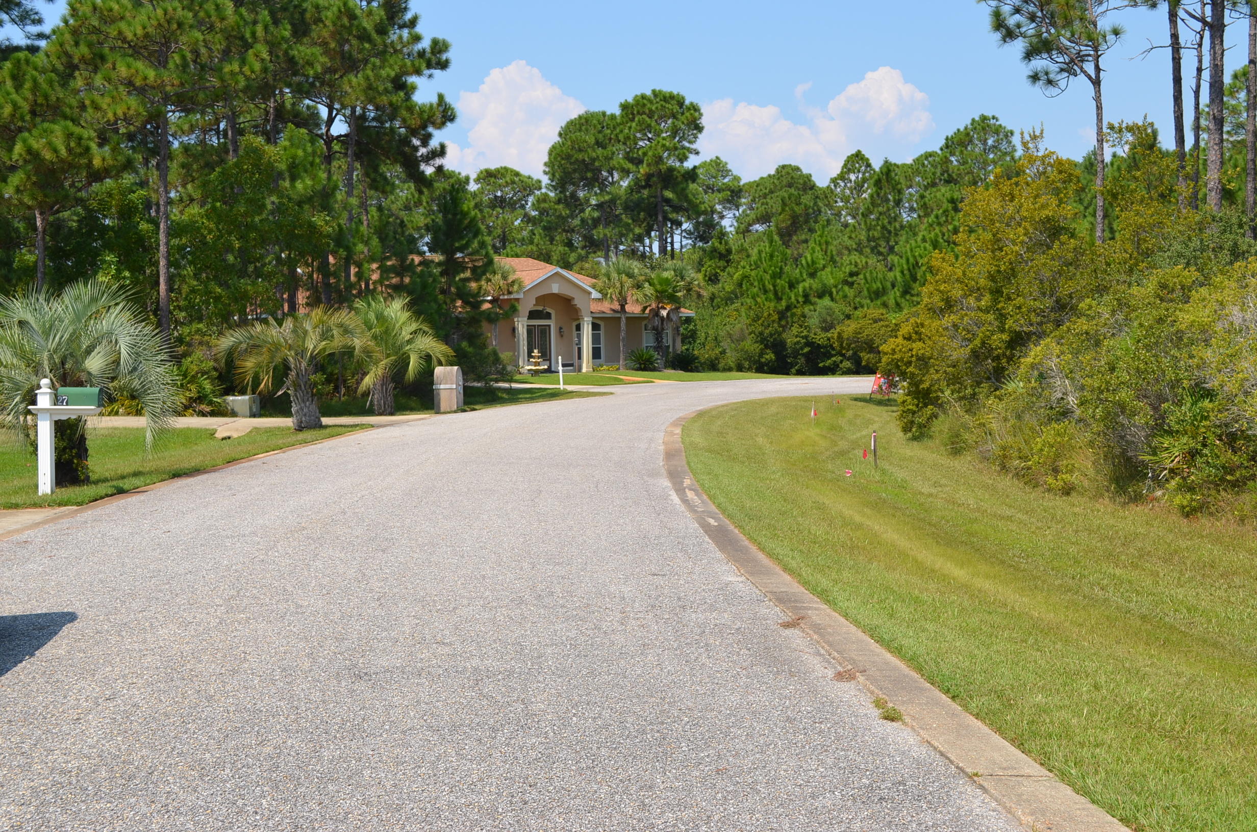 PELICAN BAY S/D - Land