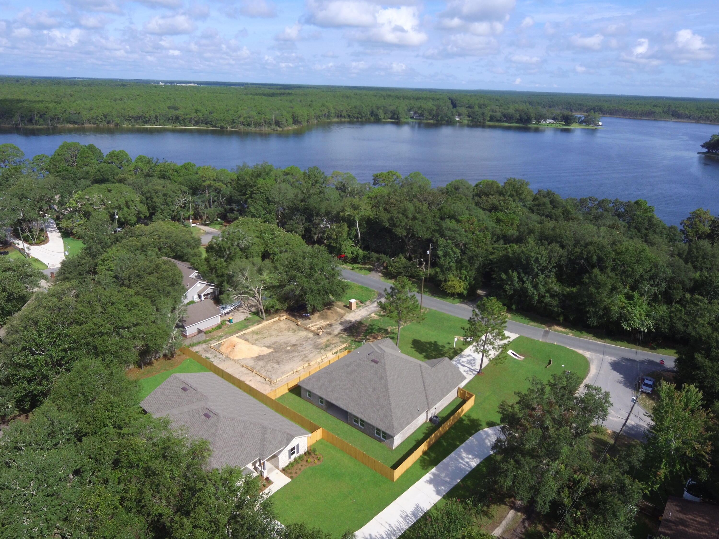 LONGWOOD - Residential