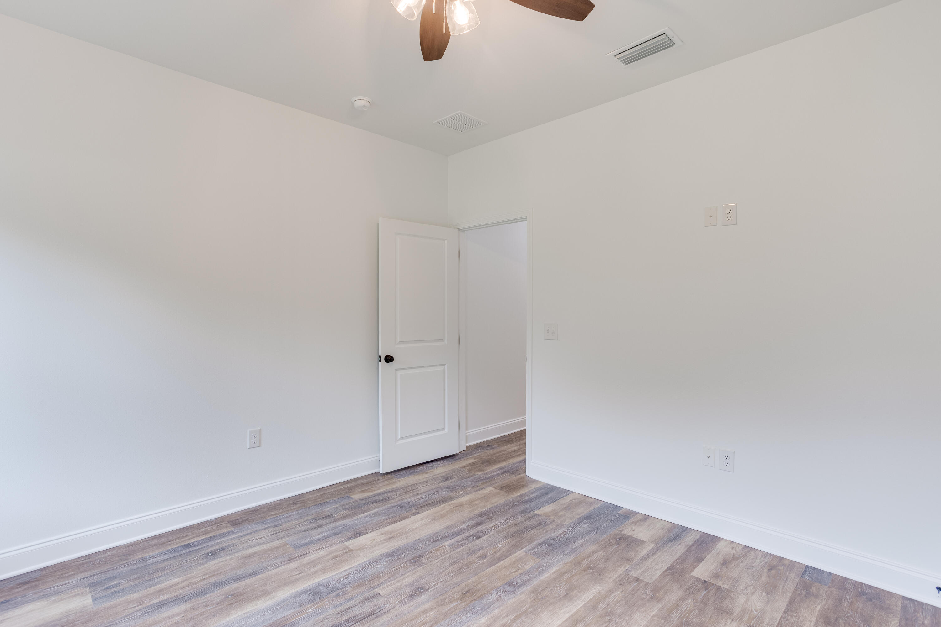 LONGWOOD - Residential