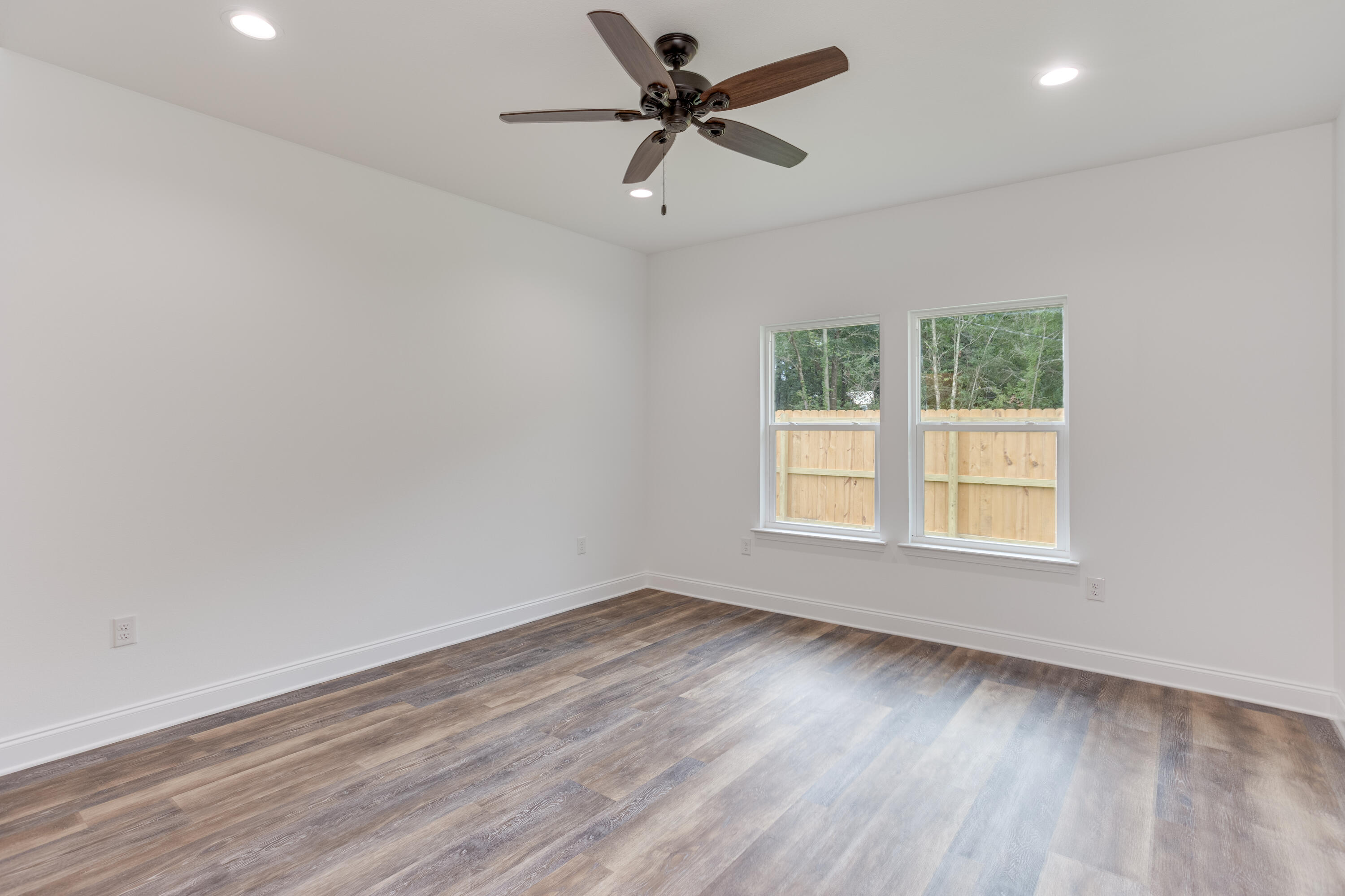 LONGWOOD - Residential