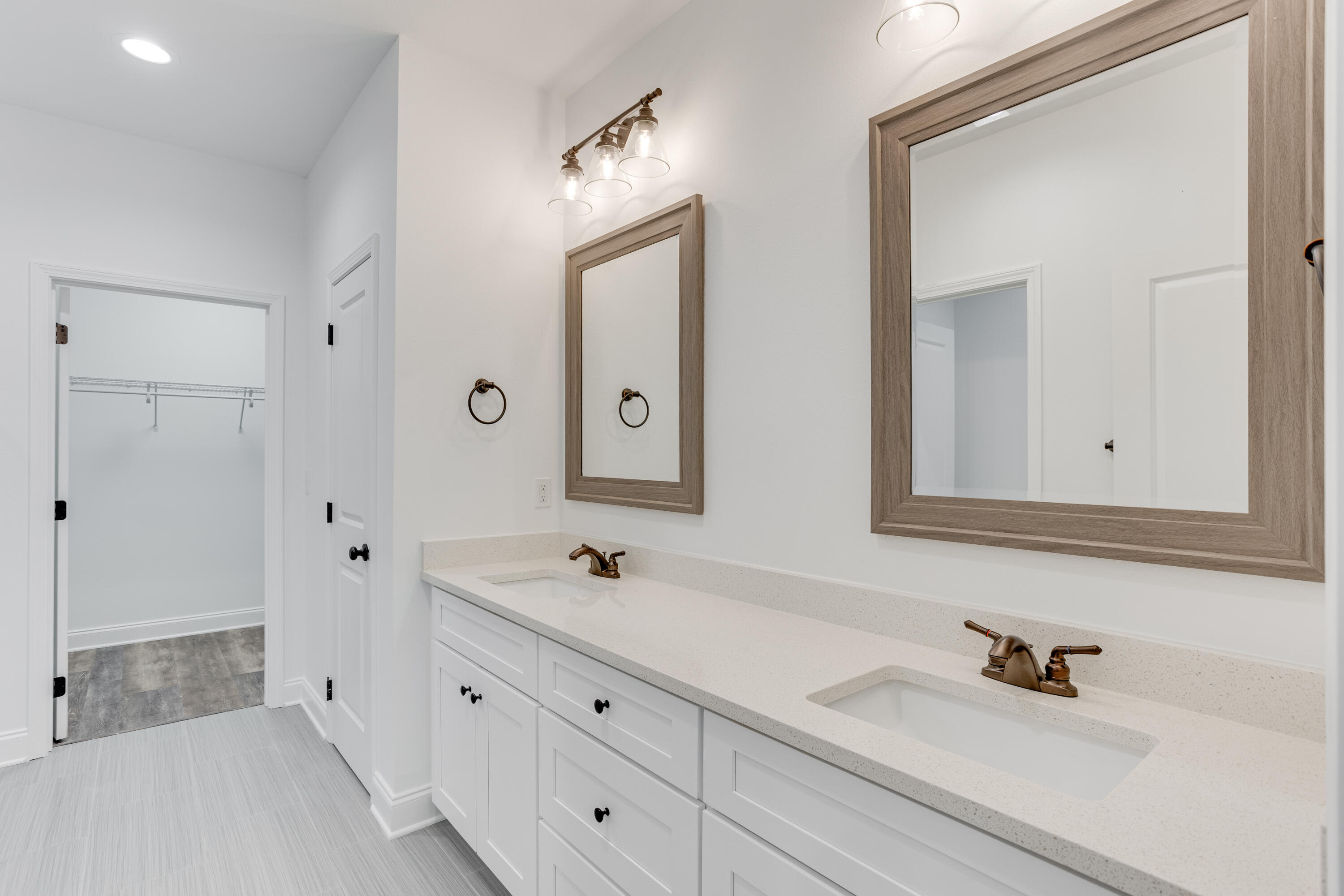 LONGWOOD - Residential