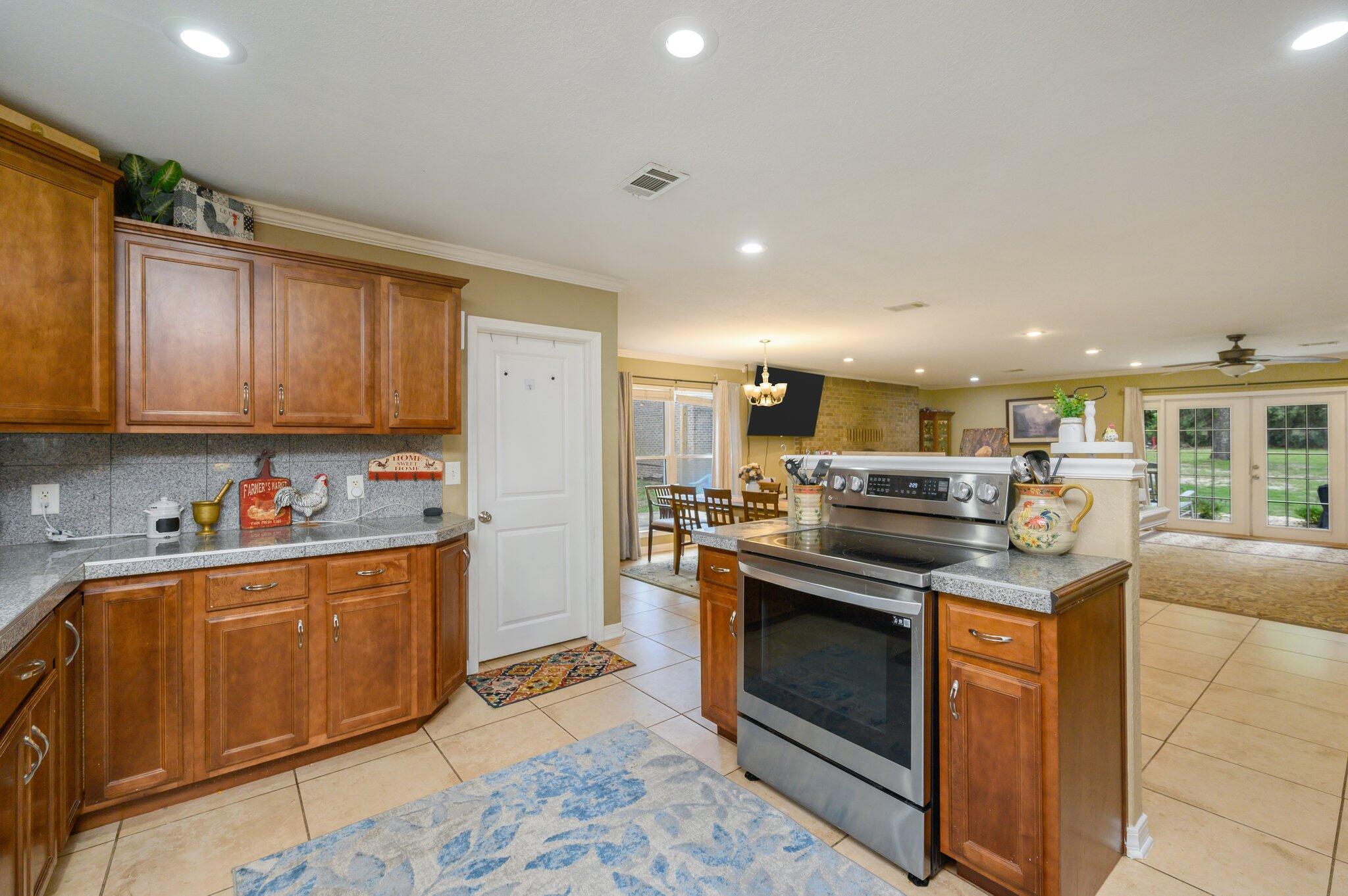 SPRING HILLS FARMS UNREC - Residential