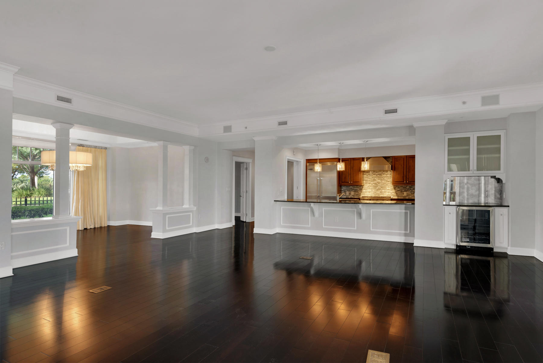 ONE WATER PLACE AT KELLY PLANTATION - Residential