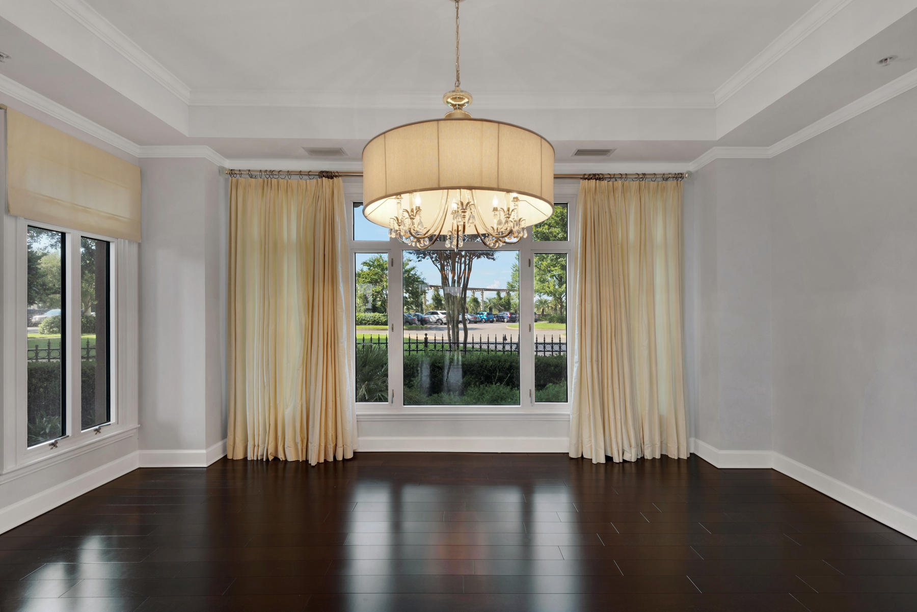 ONE WATER PLACE AT KELLY PLANTATION - Residential