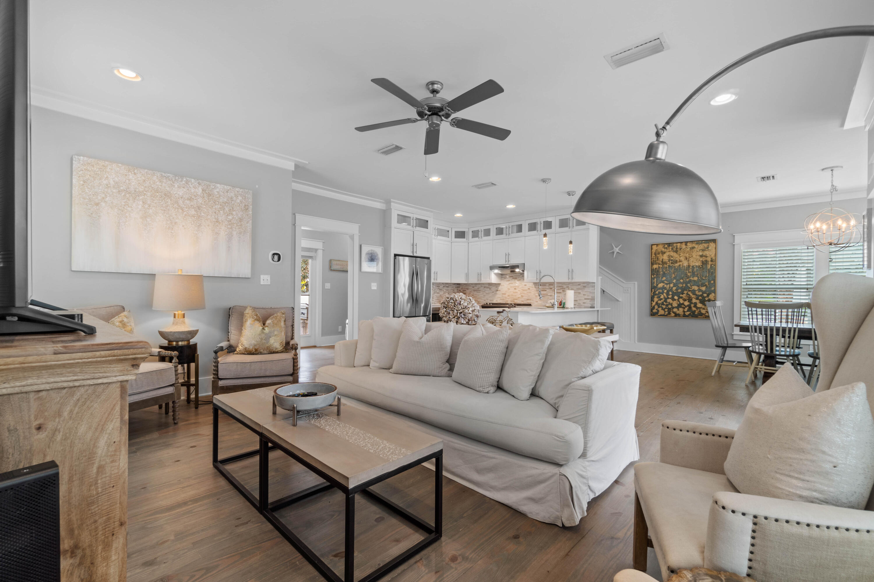LOT 14 MAGNOLIA DUNE S/D LESS THE W 20FT THEREOF - Residential