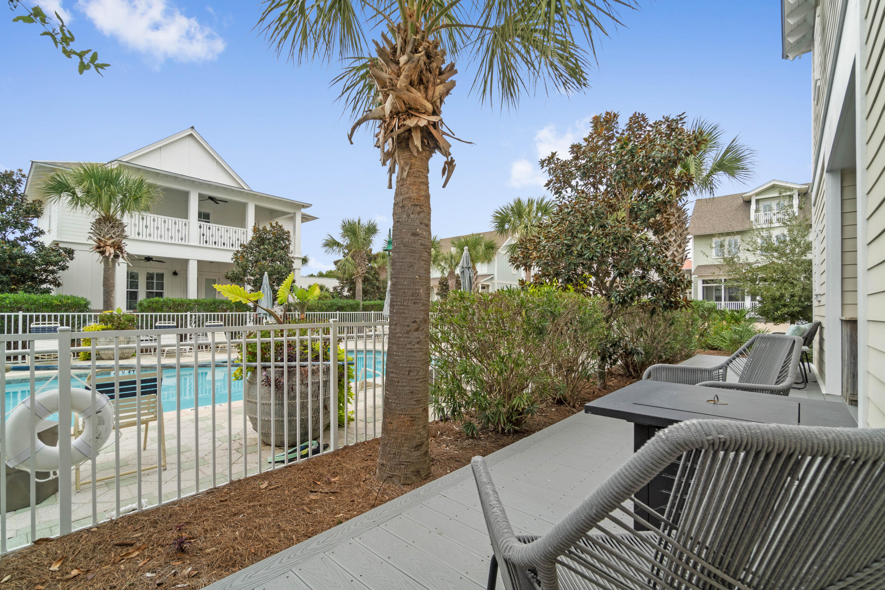 LOT 14 MAGNOLIA DUNE S/D LESS THE W 20FT THEREOF - Residential