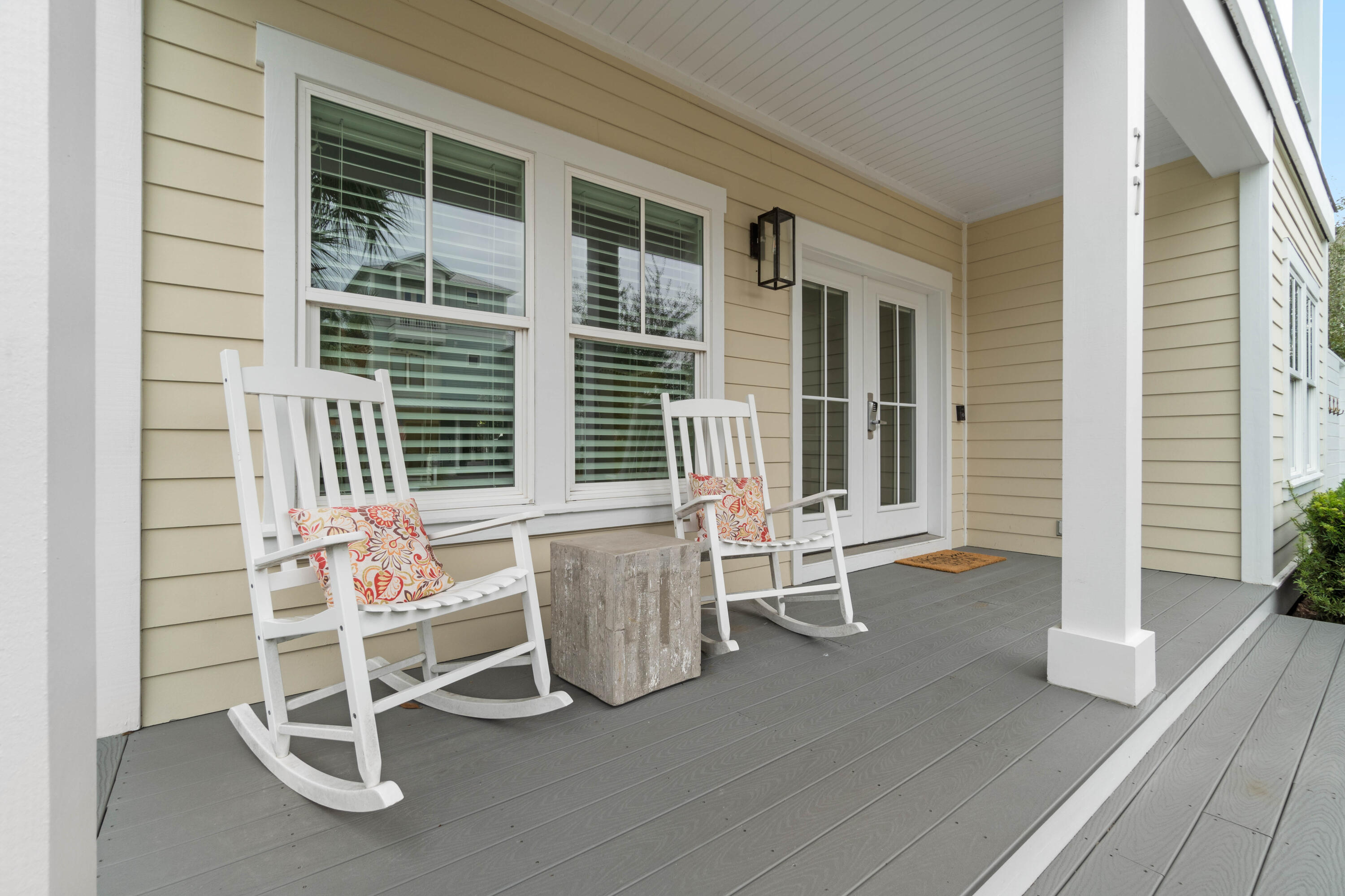 LOT 14 MAGNOLIA DUNE S/D LESS THE W 20FT THEREOF - Residential