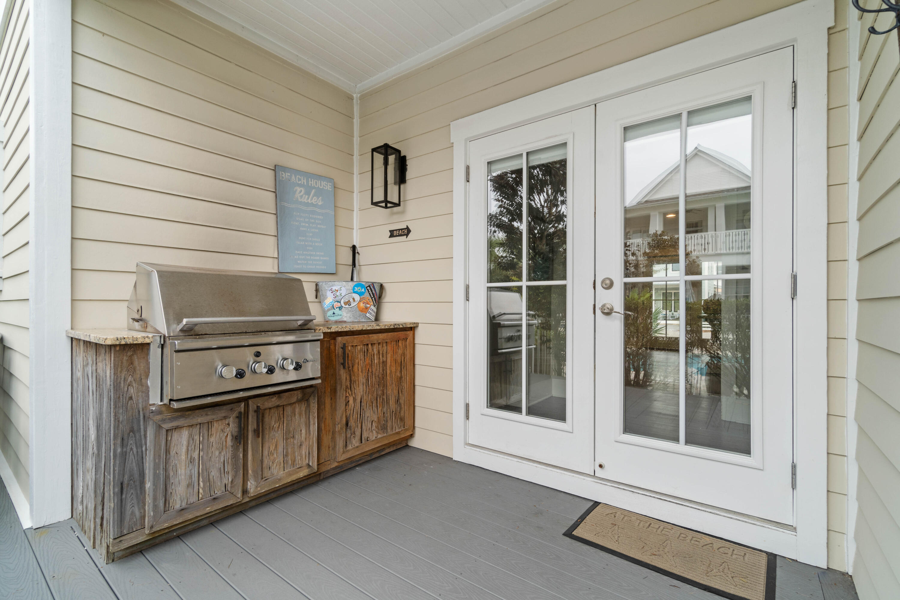 LOT 14 MAGNOLIA DUNE S/D LESS THE W 20FT THEREOF - Residential