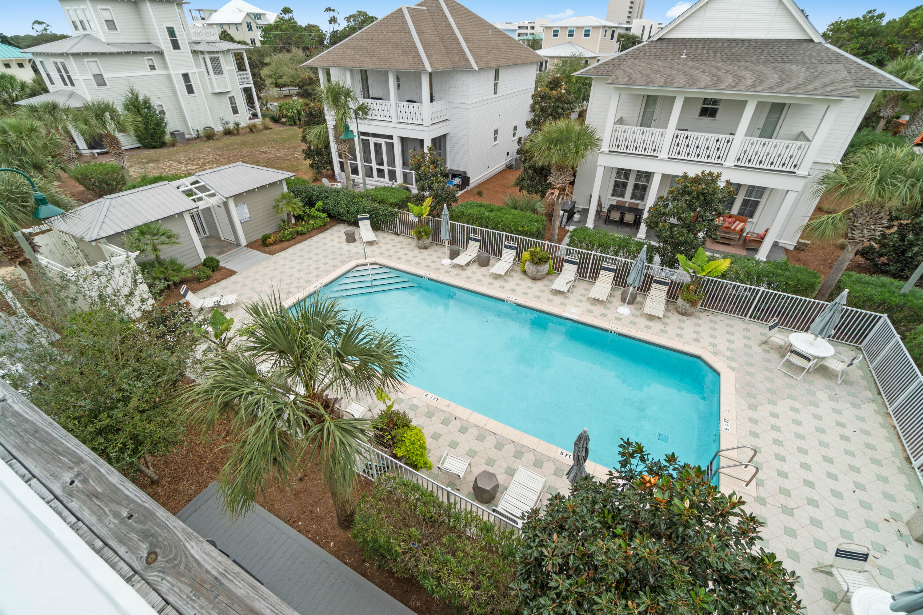LOT 14 MAGNOLIA DUNE S/D LESS THE W 20FT THEREOF - Residential