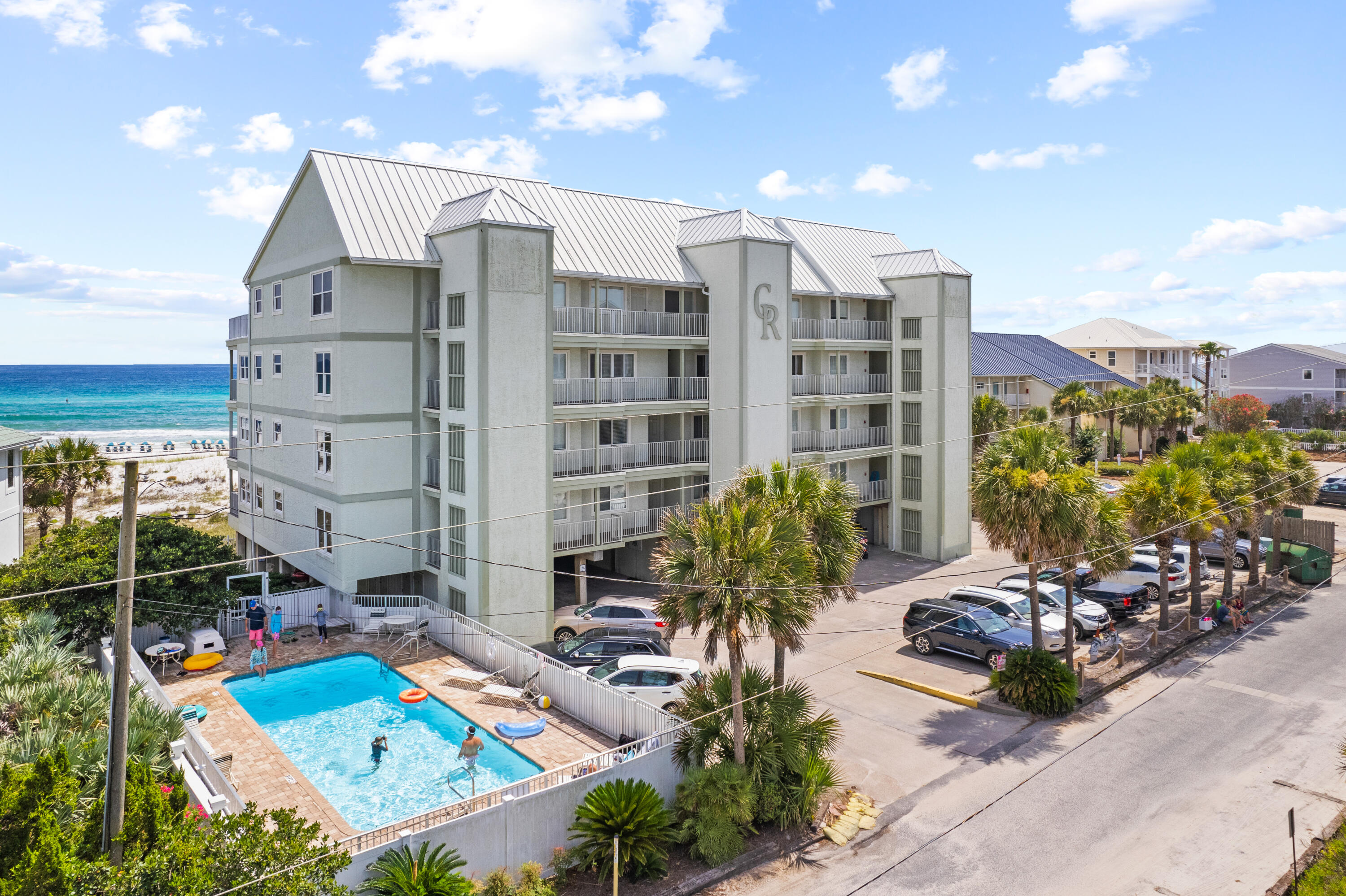 Commodore's Retreat - Residential