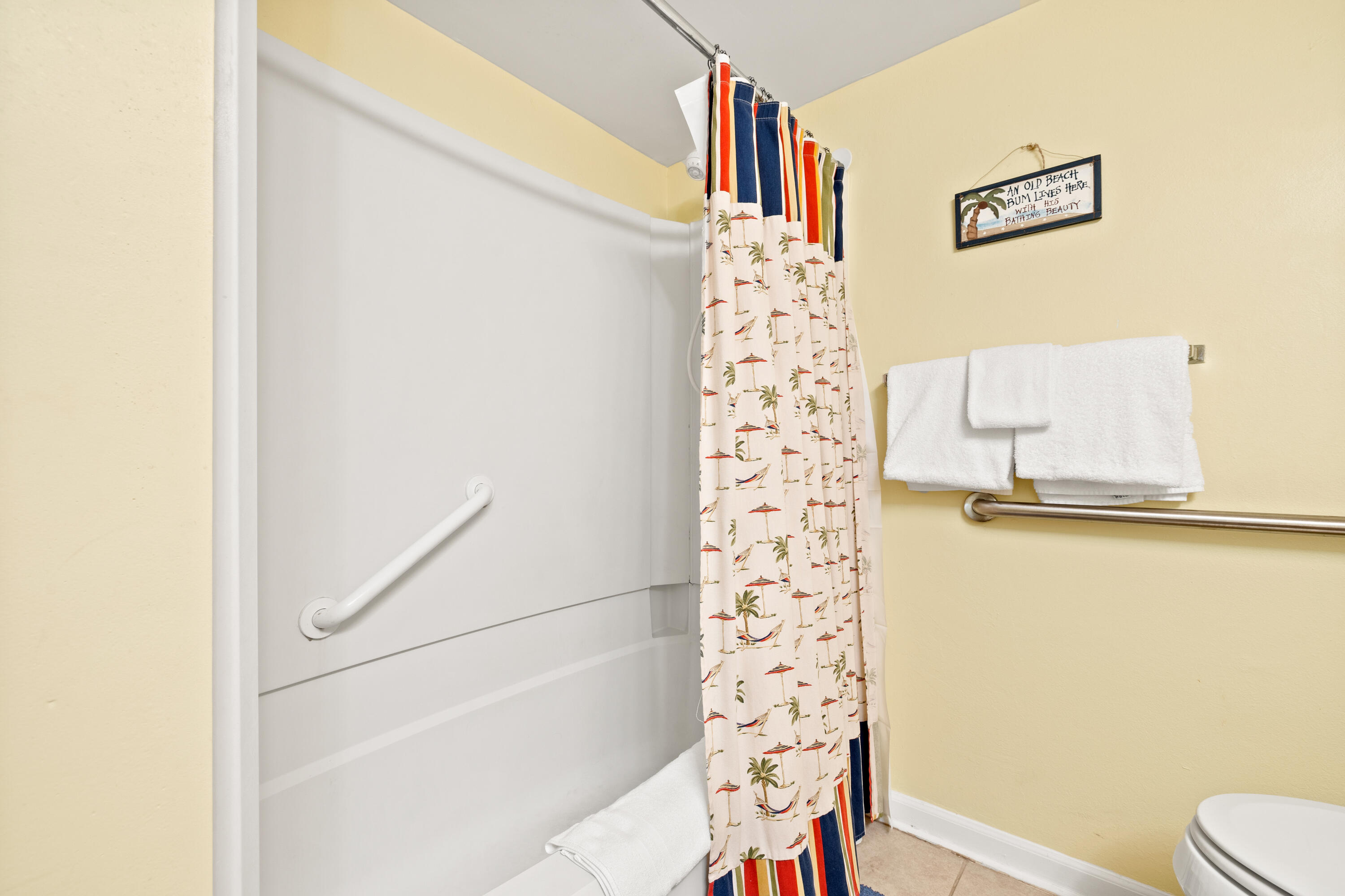 Commodore's Retreat - Residential