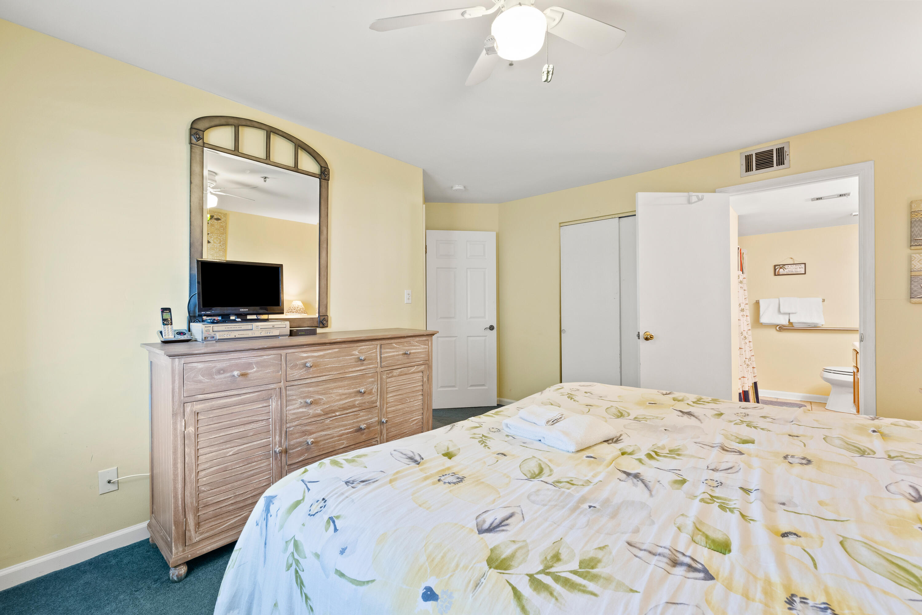 Commodore's Retreat - Residential