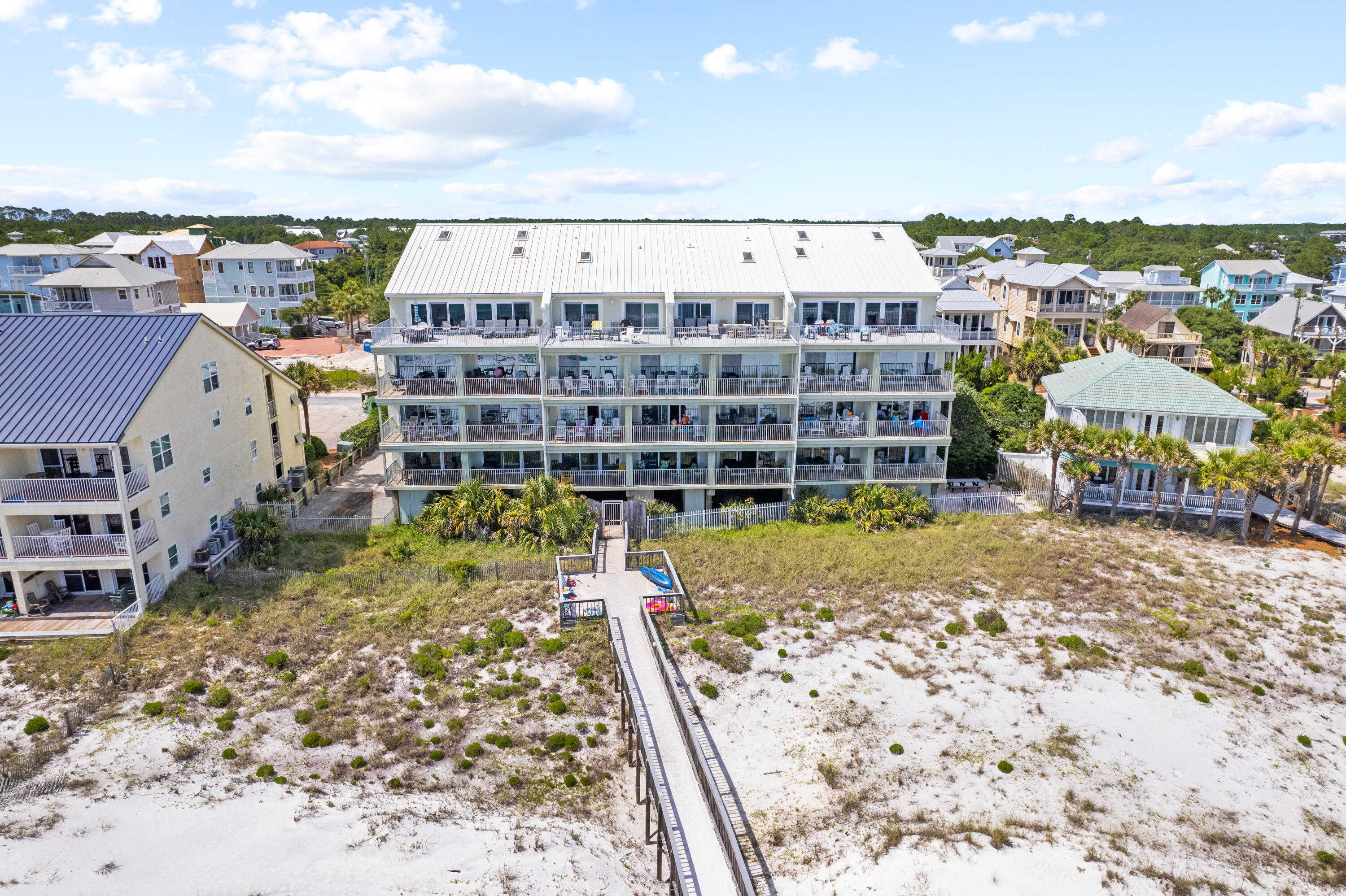 Commodore's Retreat - Residential