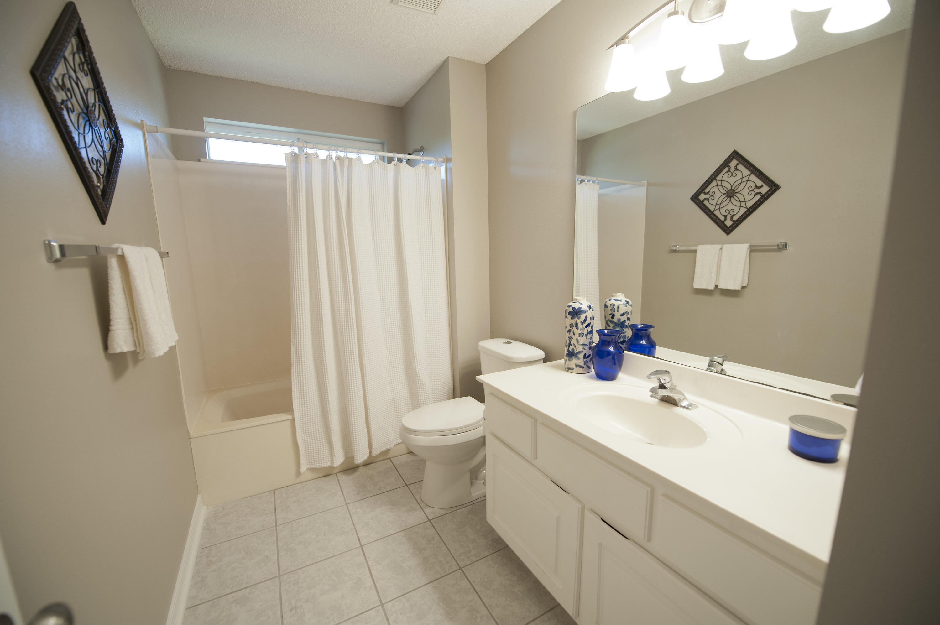 HOLLEY BY THE SEA - Residential