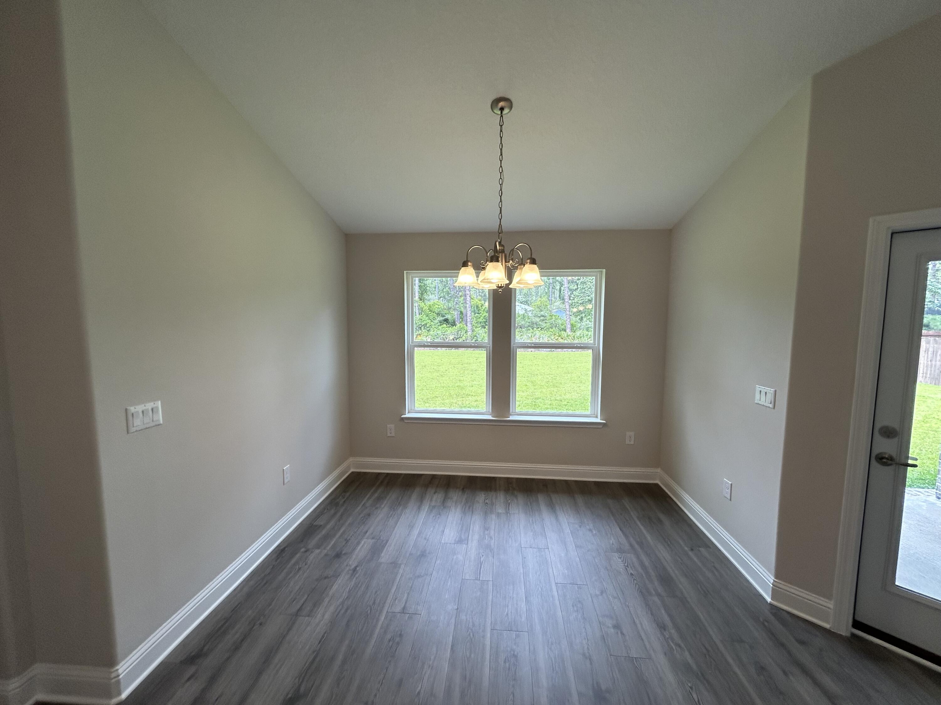 HOLLEY BY THE SEA - Residential