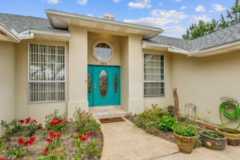 A home in Mary Esther