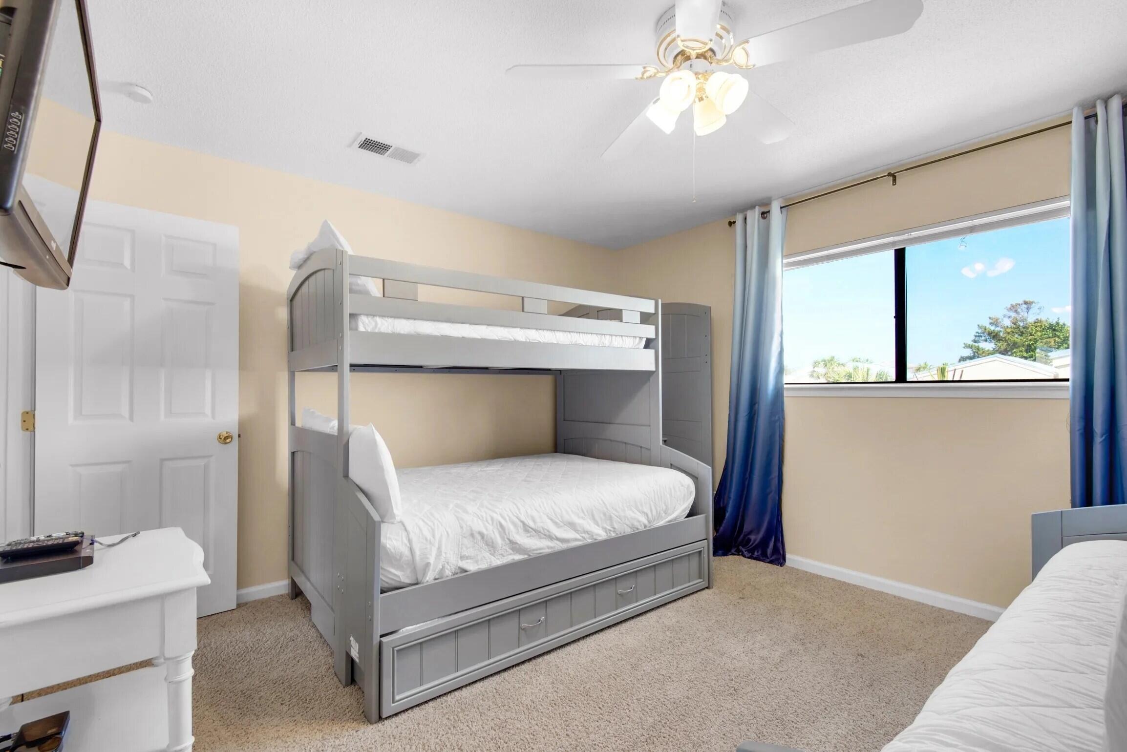 CHATEAU LA MER CONDO 2 - Residential