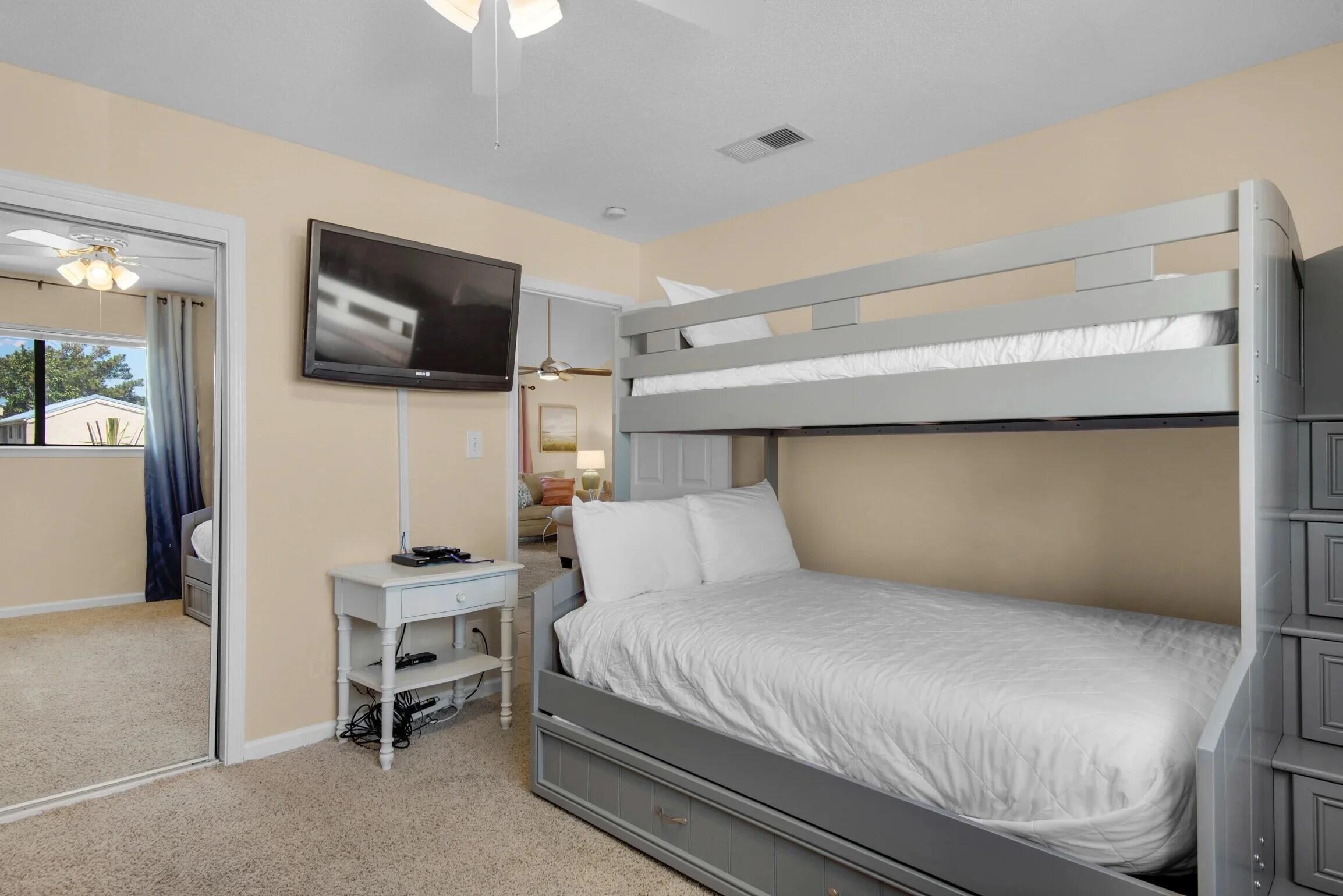 CHATEAU LA MER CONDO 2 - Residential