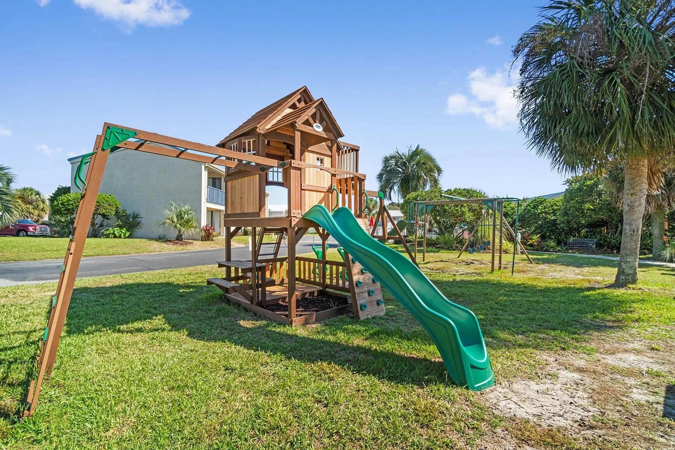 CHATEAU LA MER CONDO 2 - Residential