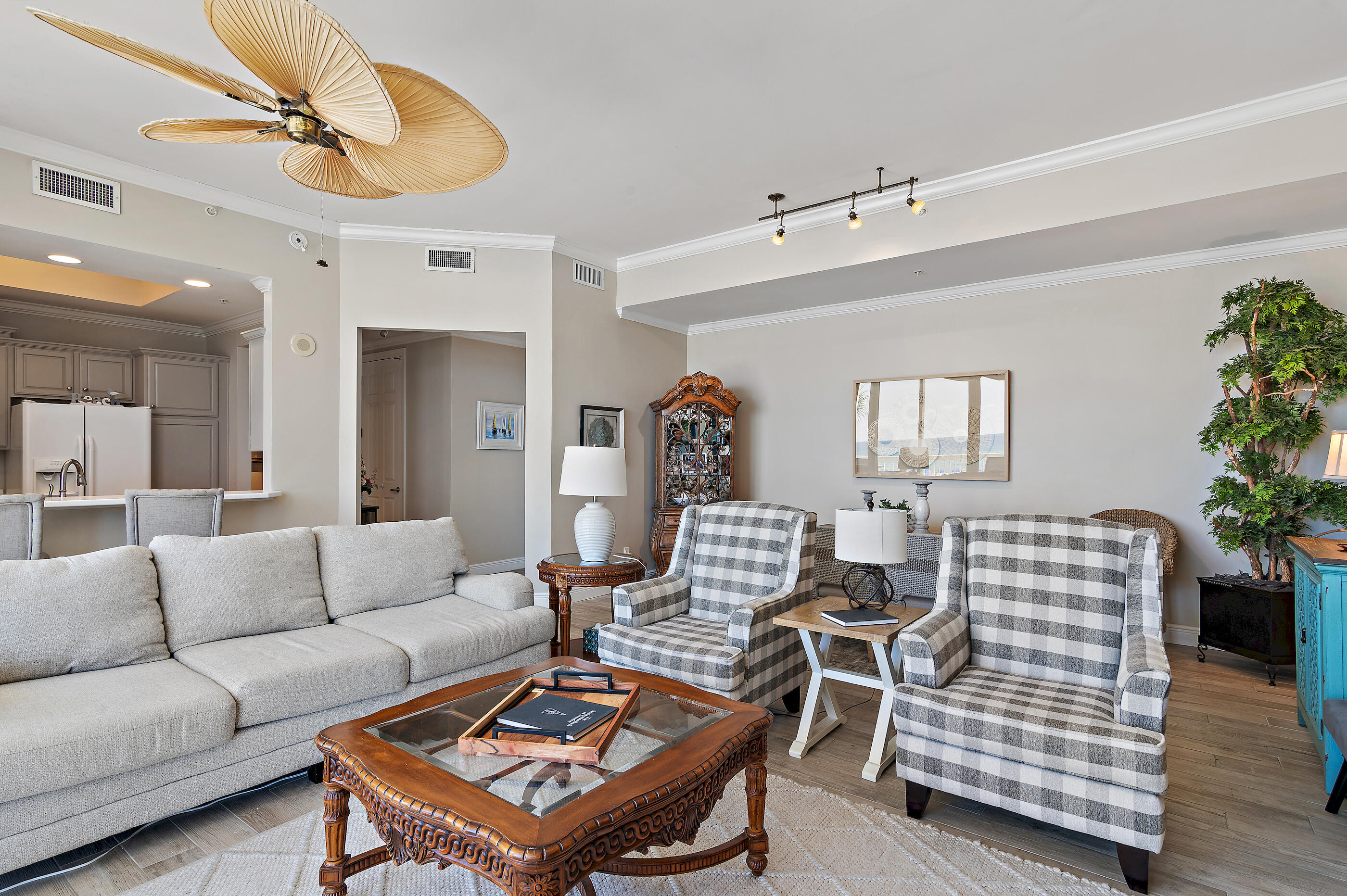 Silver Beach Towers East - Residential