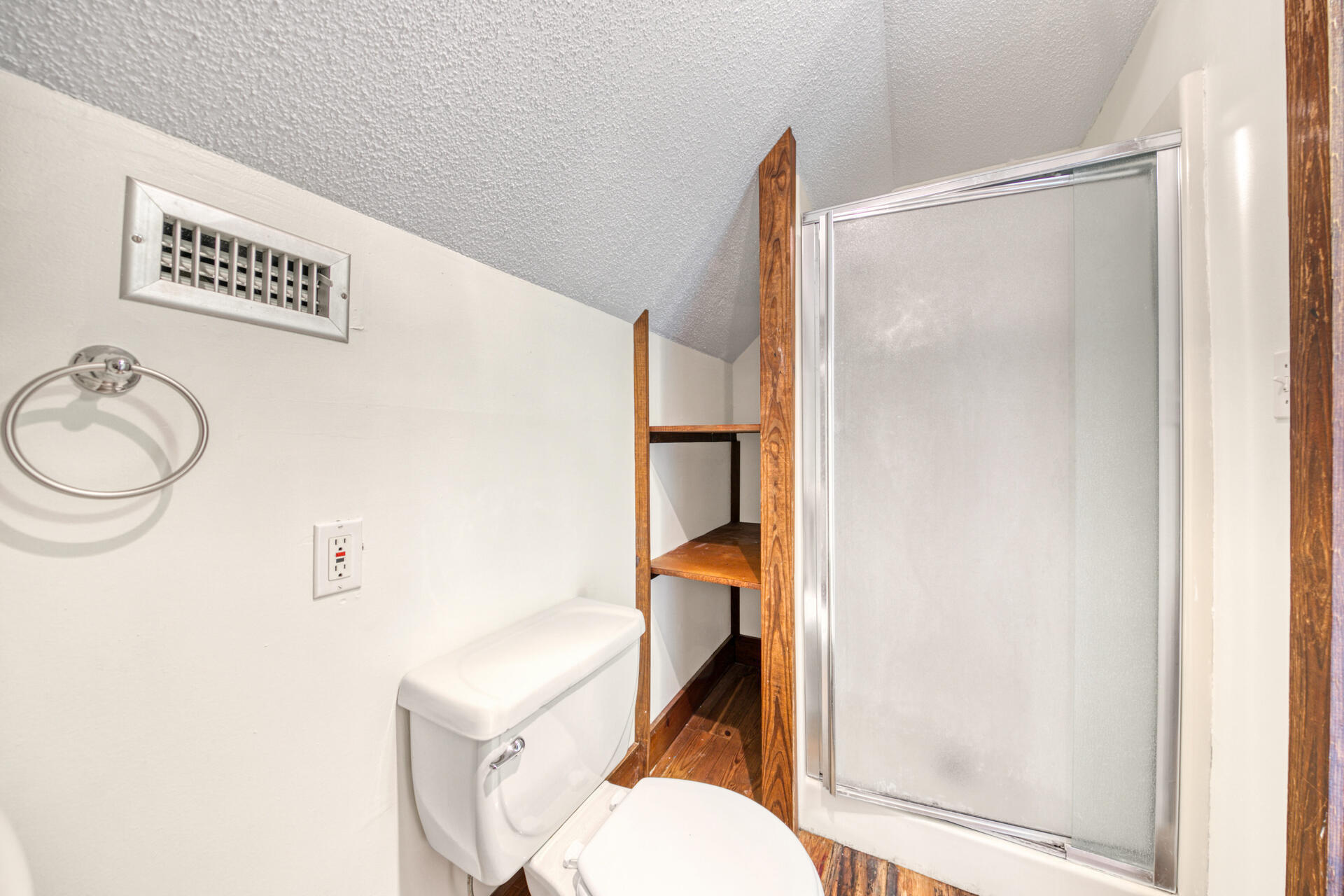 PRIDGEN'S UNRECD - Residential