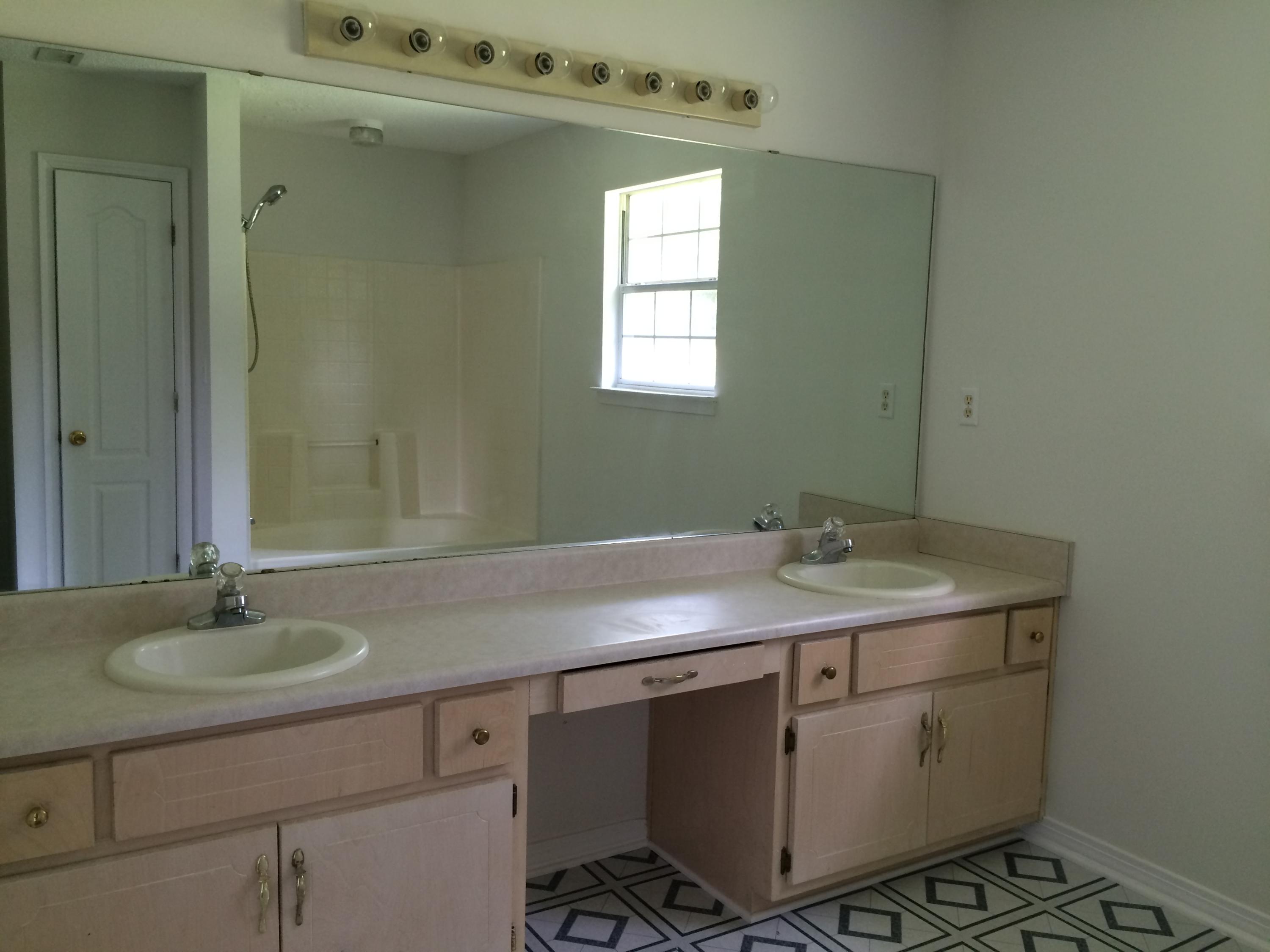 FOXWORTH EST - Residential