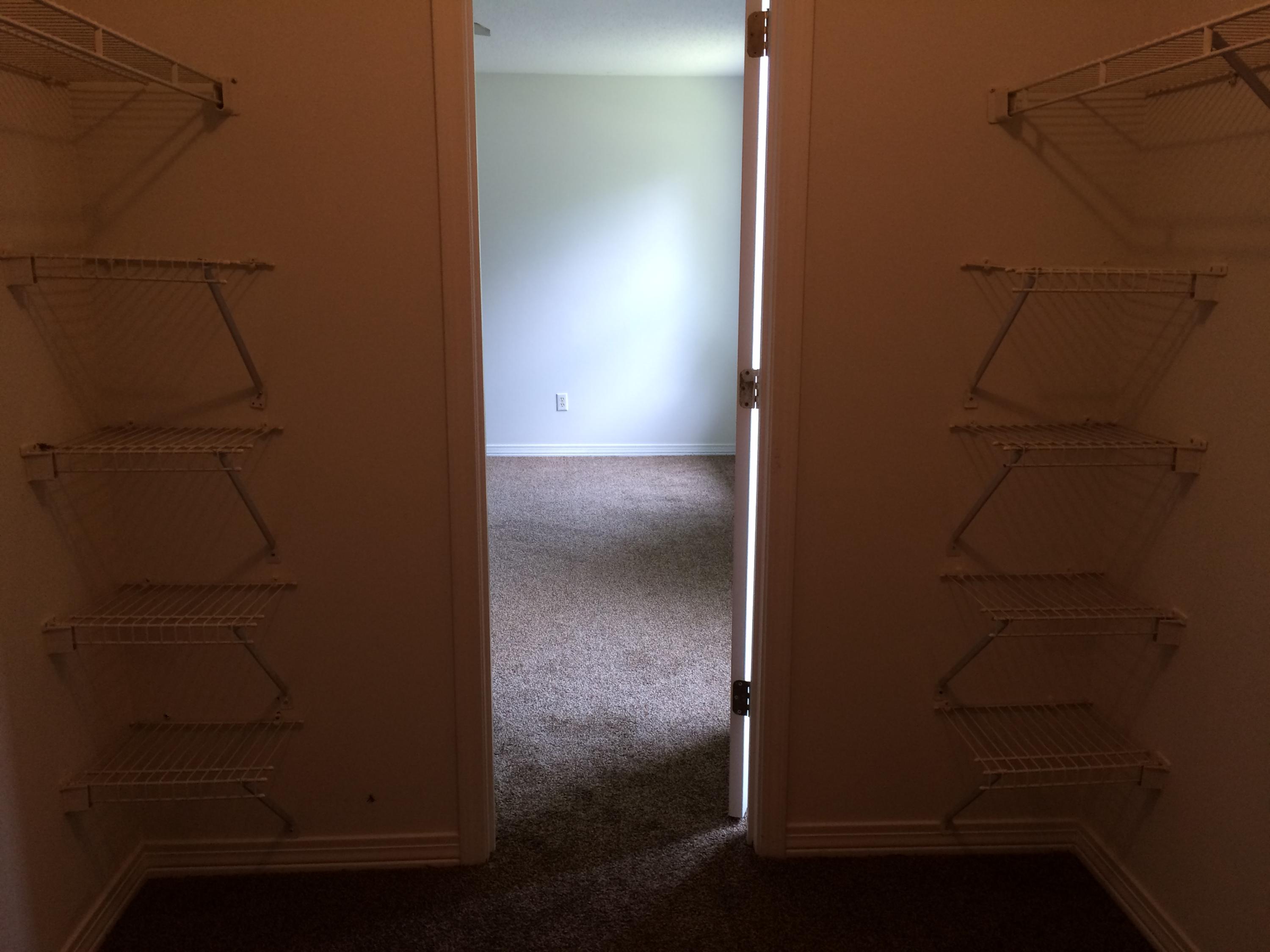 FOXWORTH EST - Residential