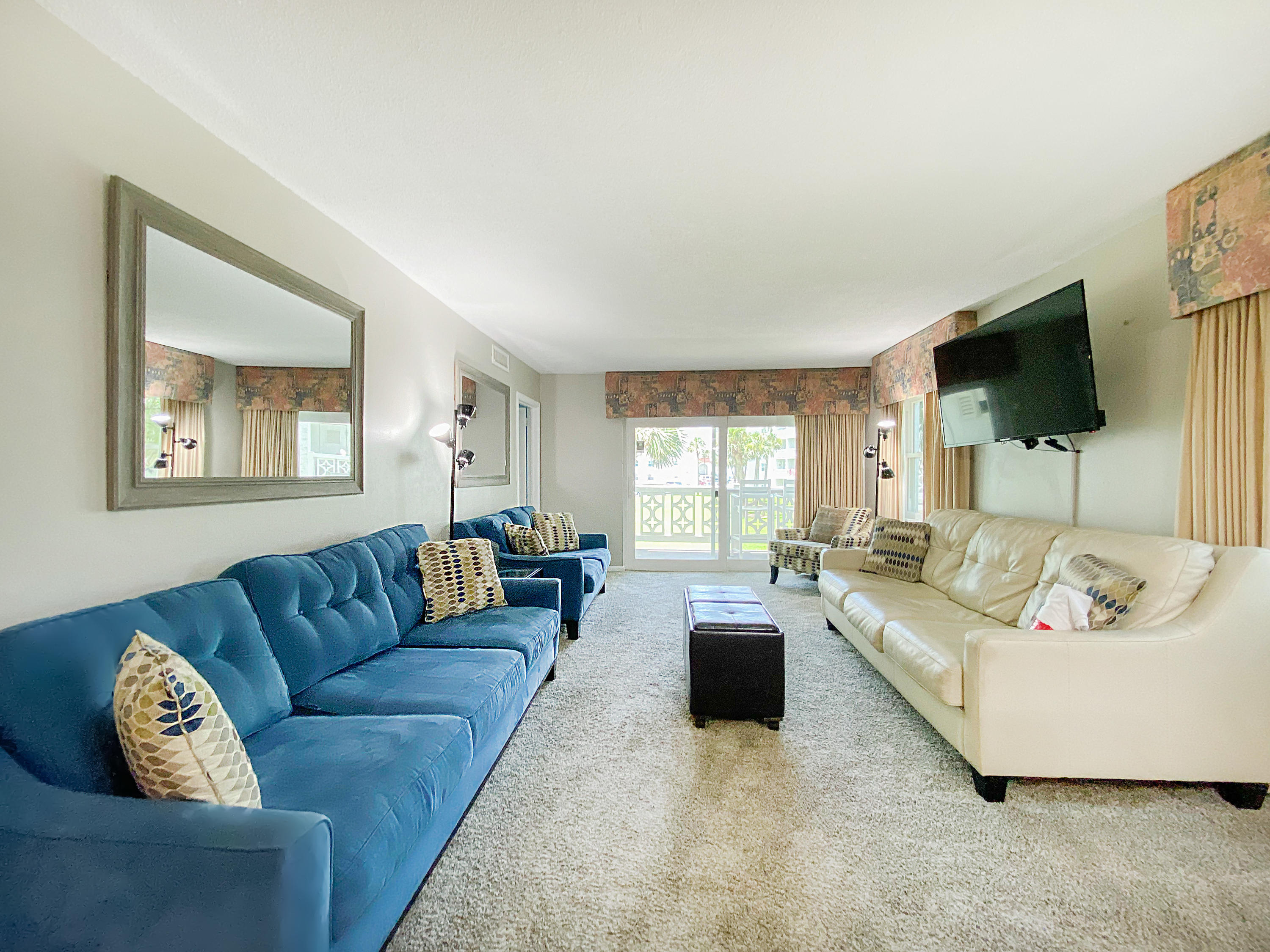 EL MATADOR CONDO - Residential