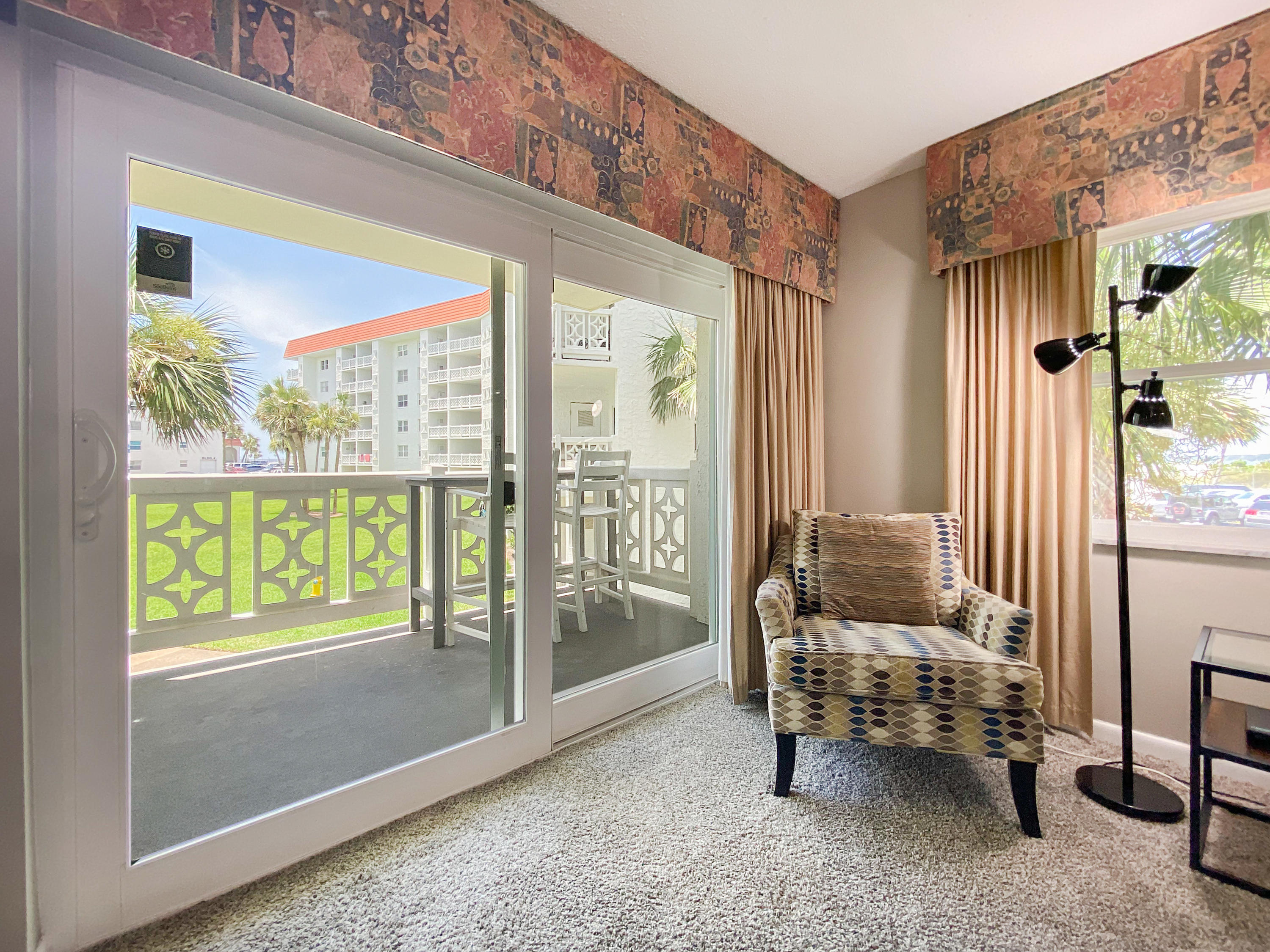 EL MATADOR CONDO - Residential