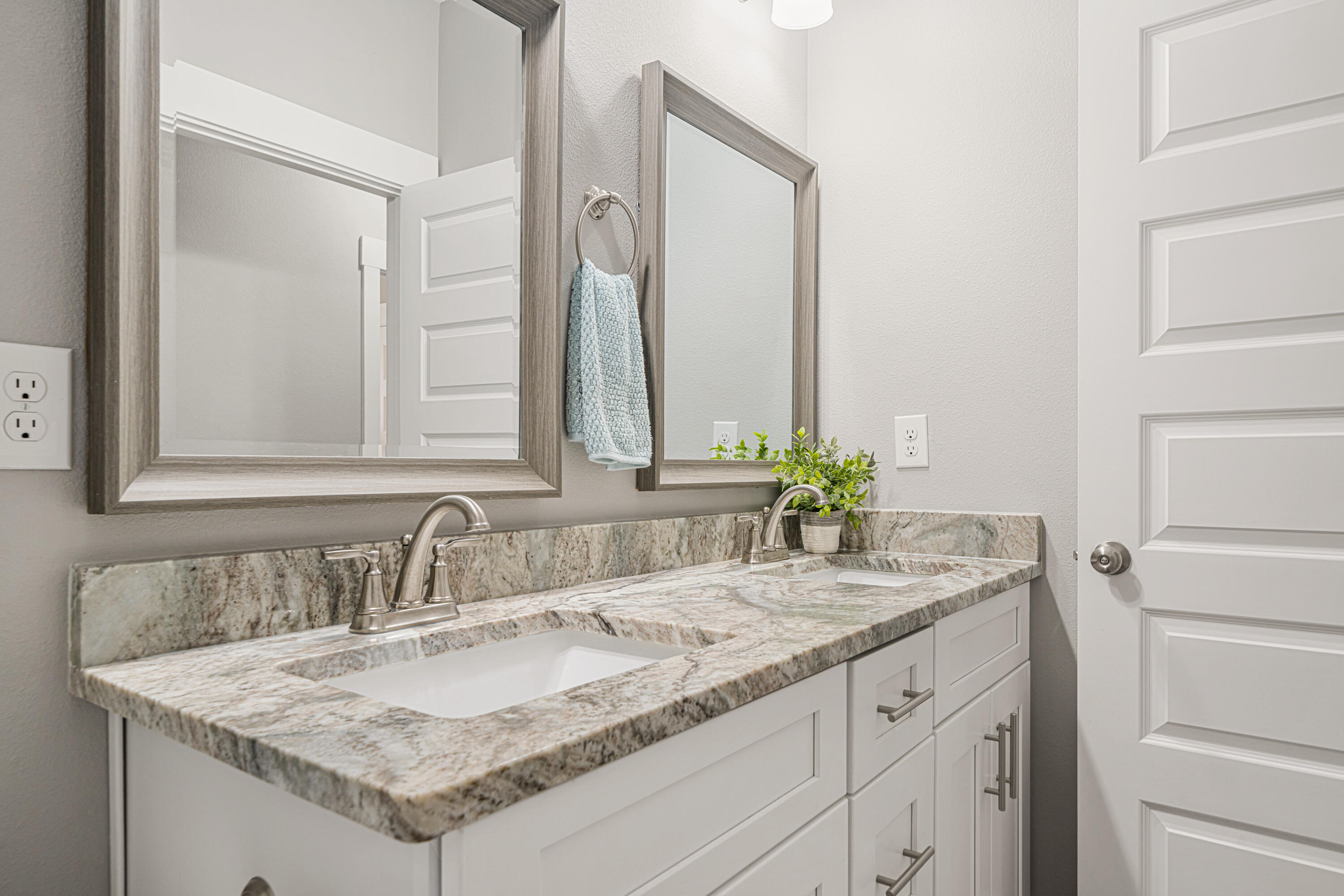 NICEVILLE VAL-P PLAT - Residential