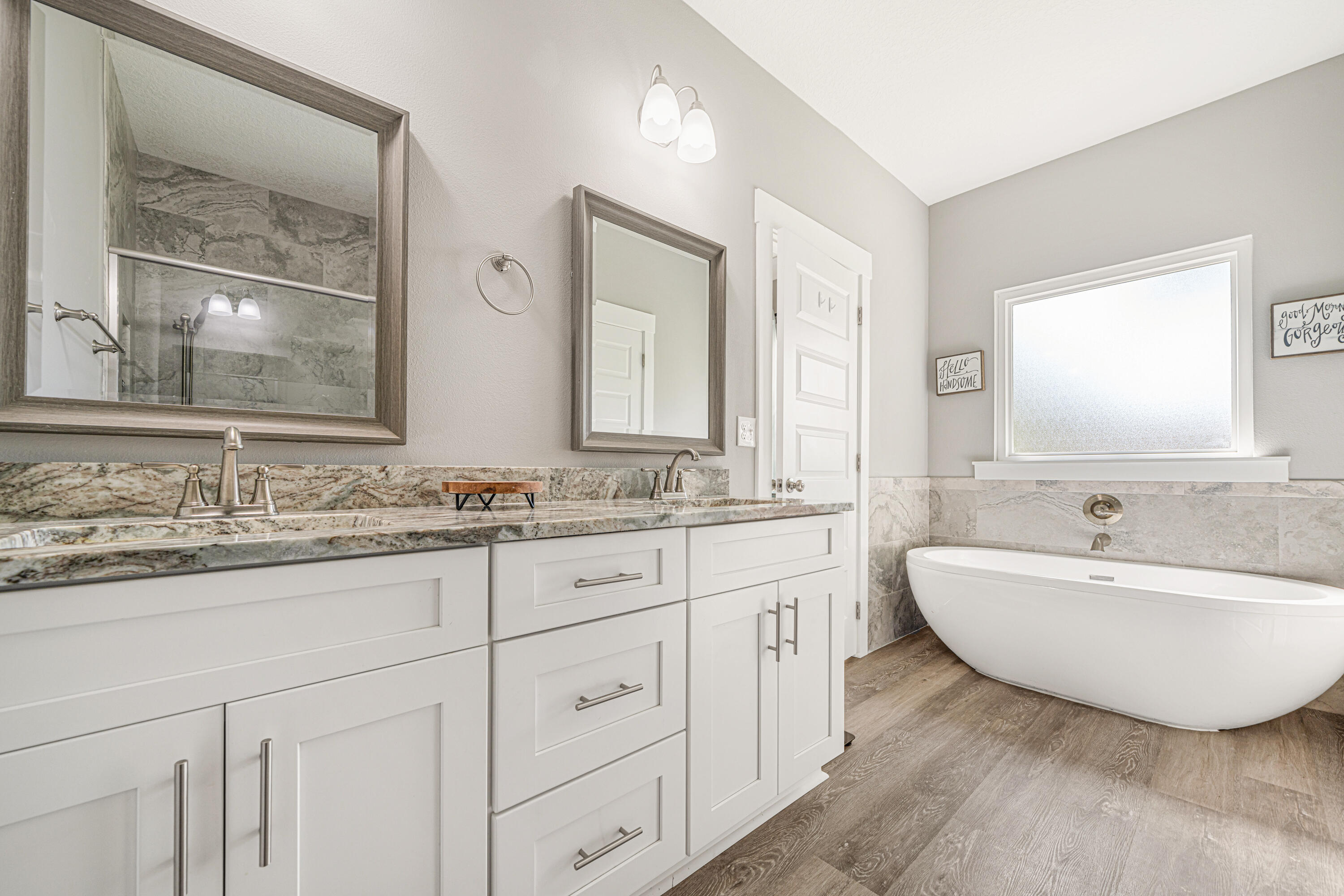 NICEVILLE VAL-P PLAT - Residential