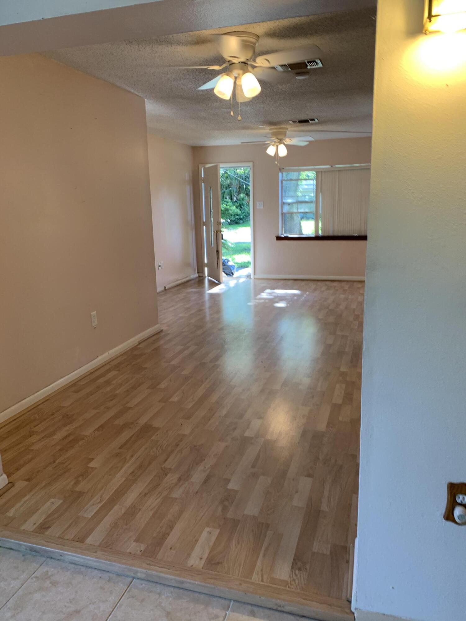 BRYN MAWR PARK 1ST ADDN - Residential