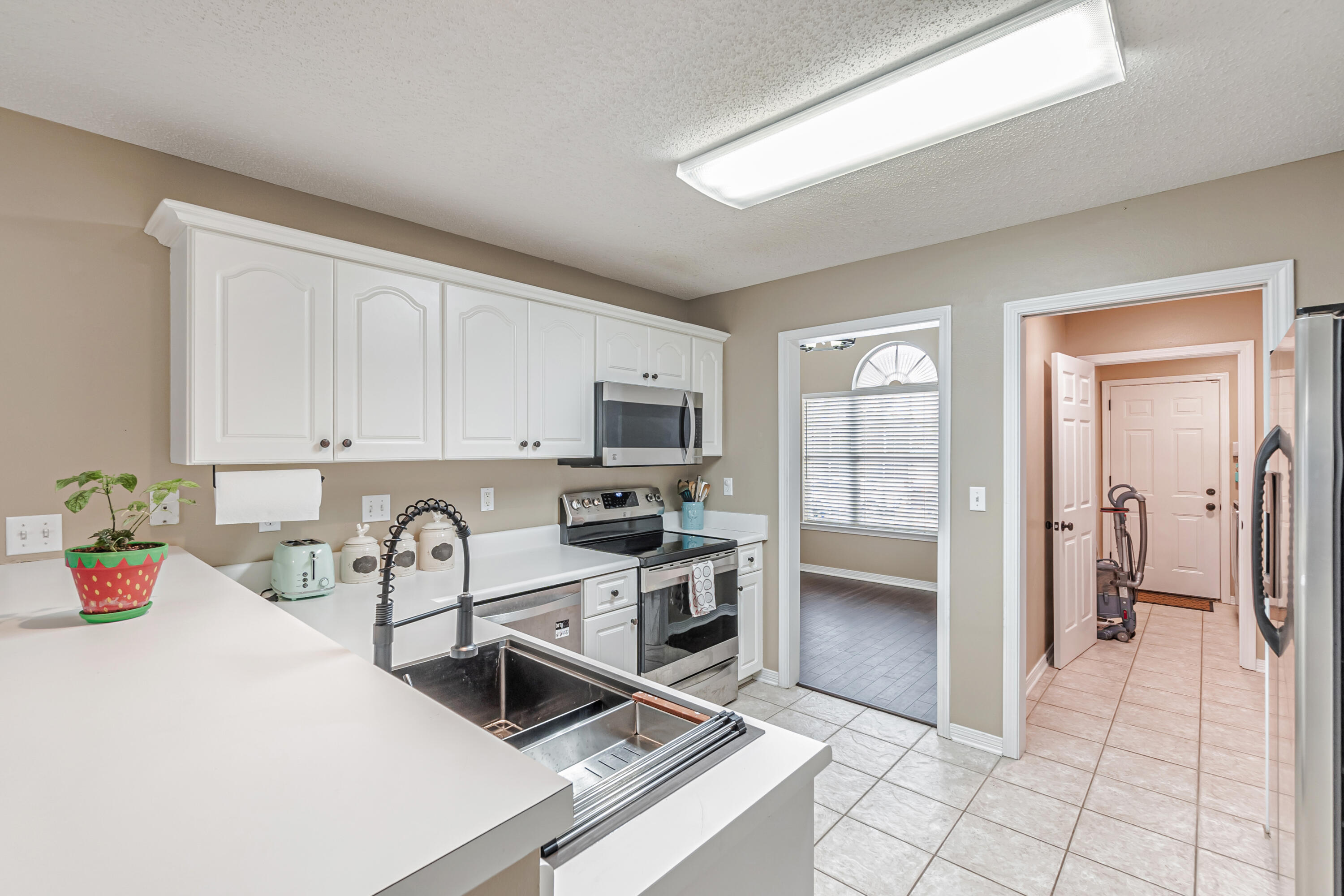 COUNTRYVIEW ESTATES - Residential