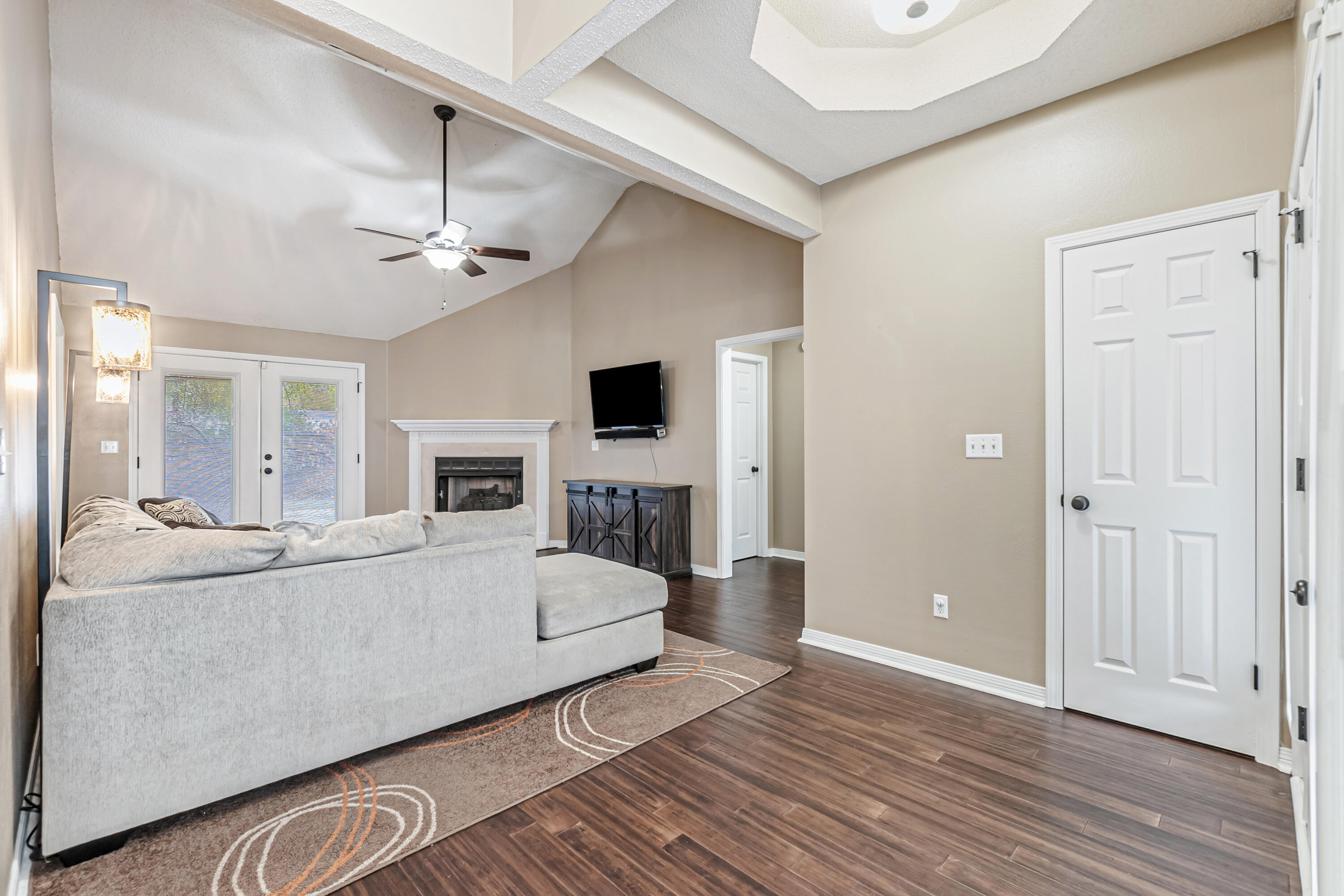 COUNTRYVIEW ESTATES - Residential