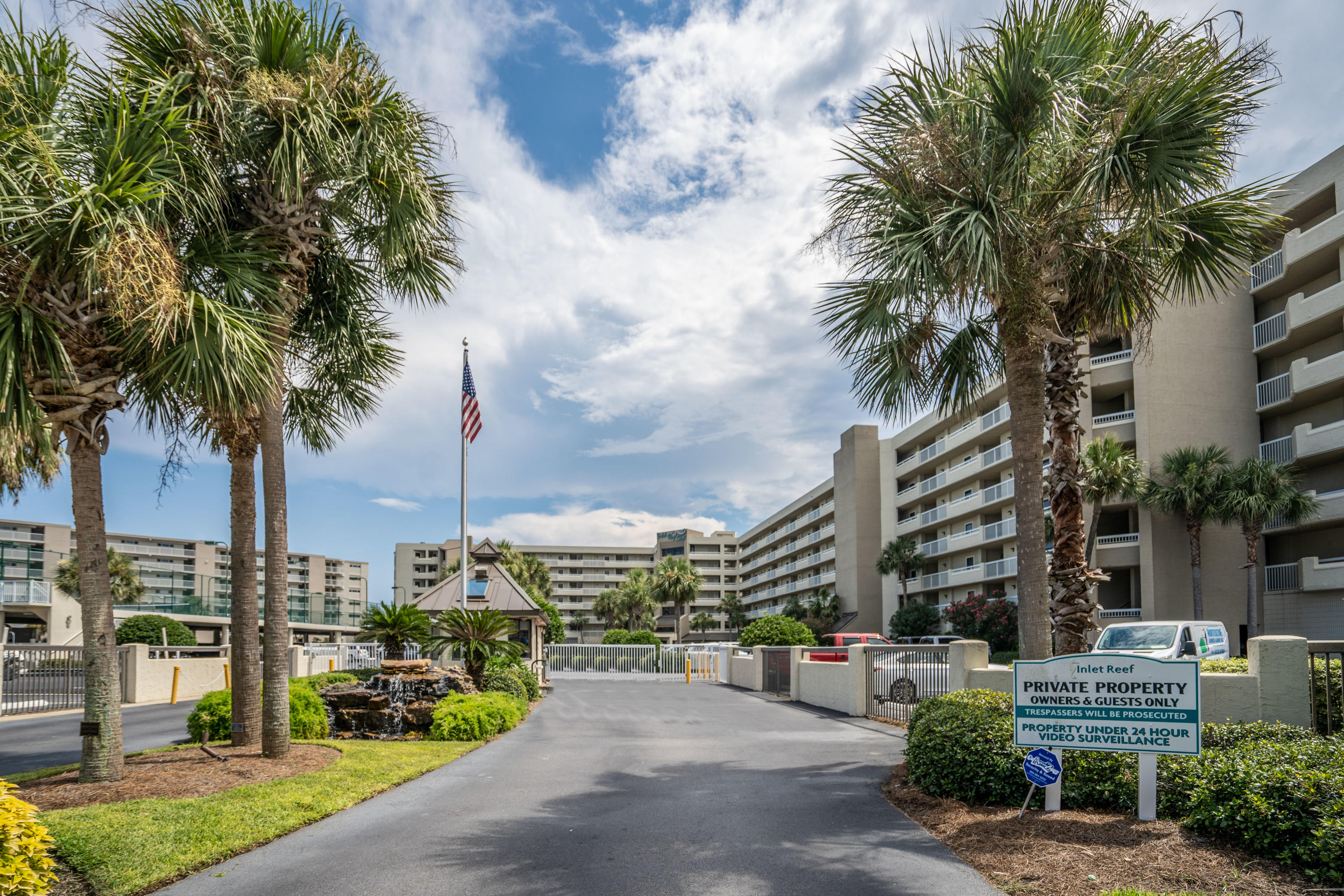 INLET REEF CLUB CONDO - Residential