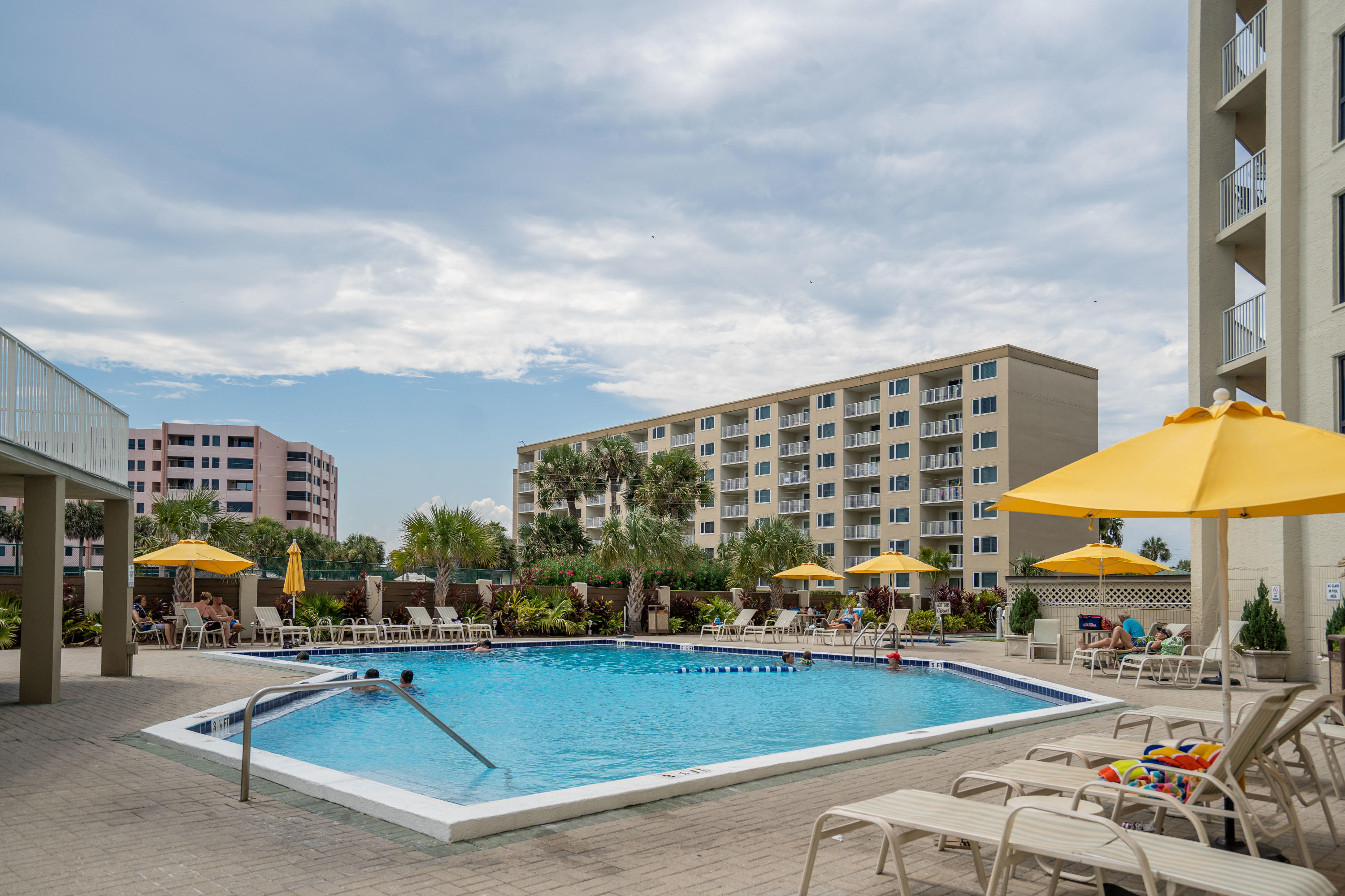 INLET REEF CLUB CONDO - Residential