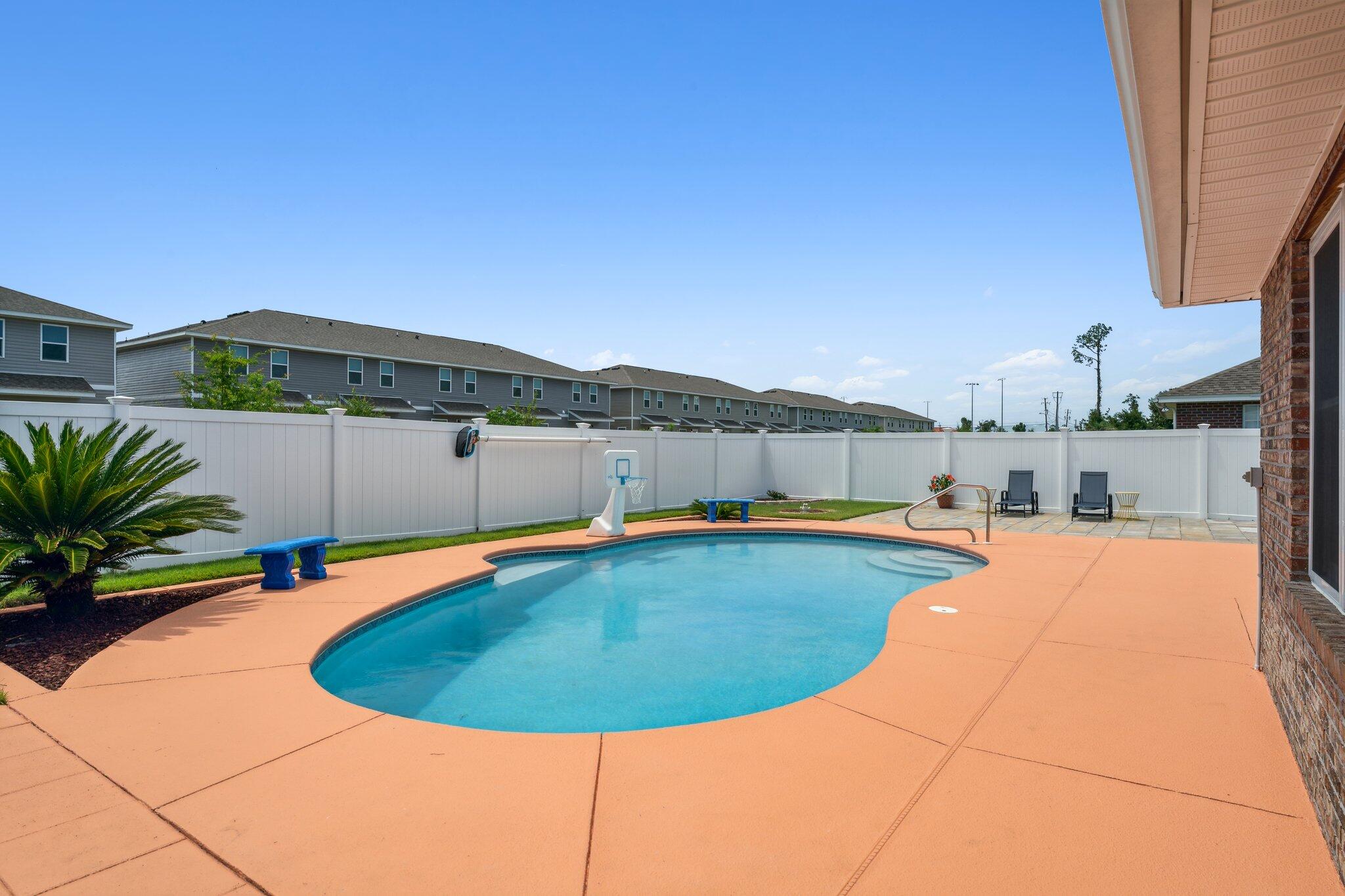 MAGNOLIA MEADOWS - Residential