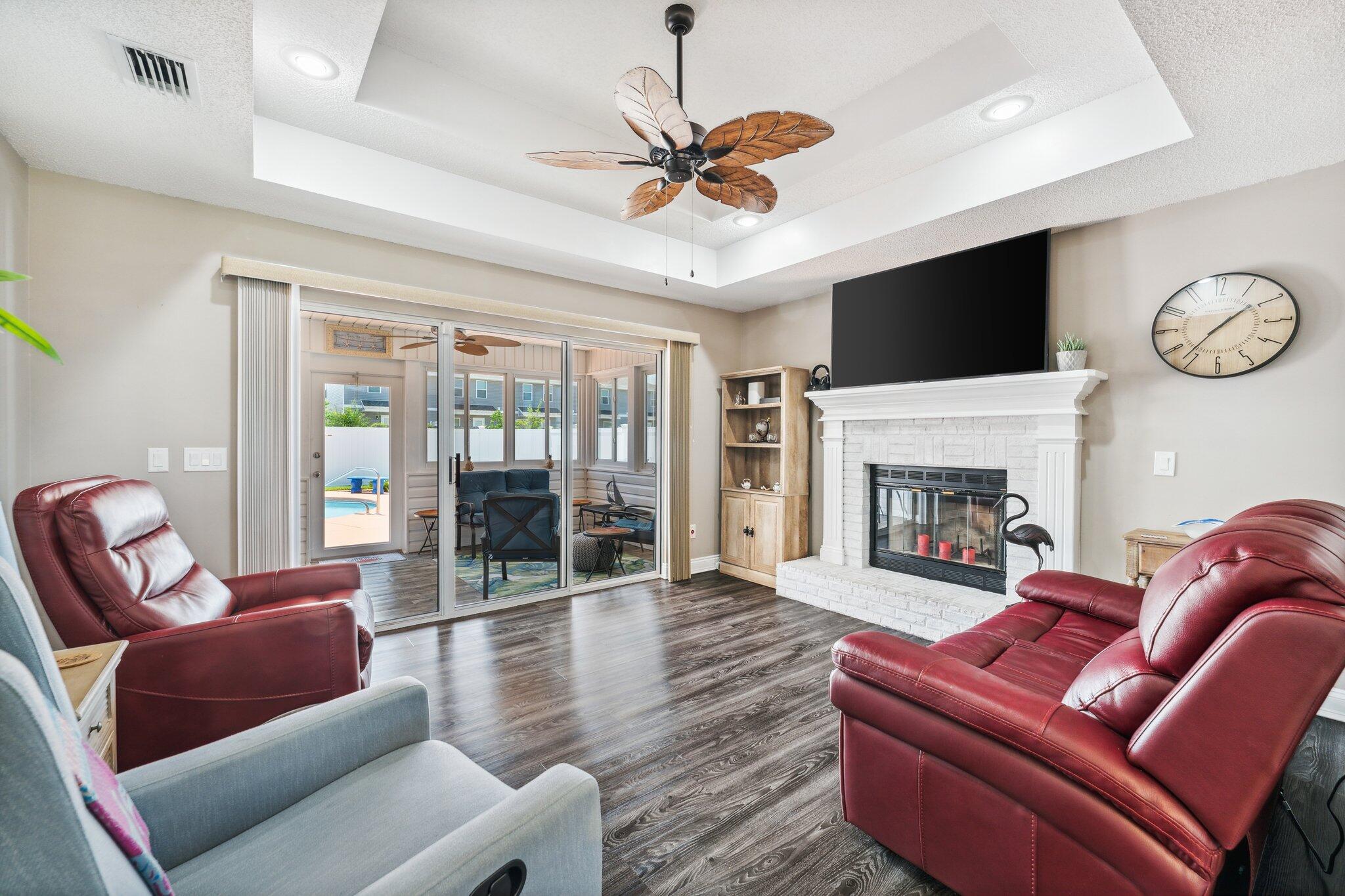 MAGNOLIA MEADOWS - Residential