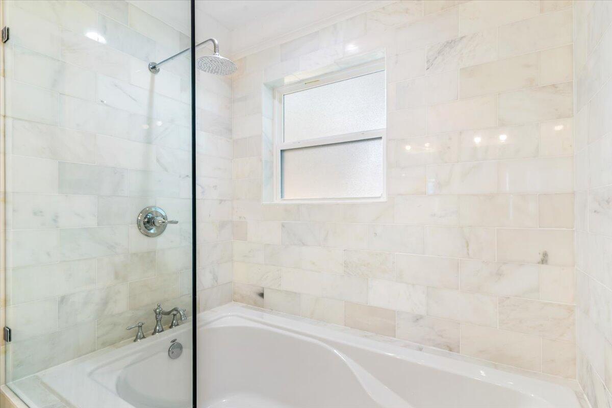 RAINTREE ESTATES - Residential