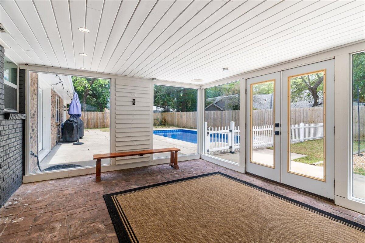 RAINTREE ESTATES - Residential