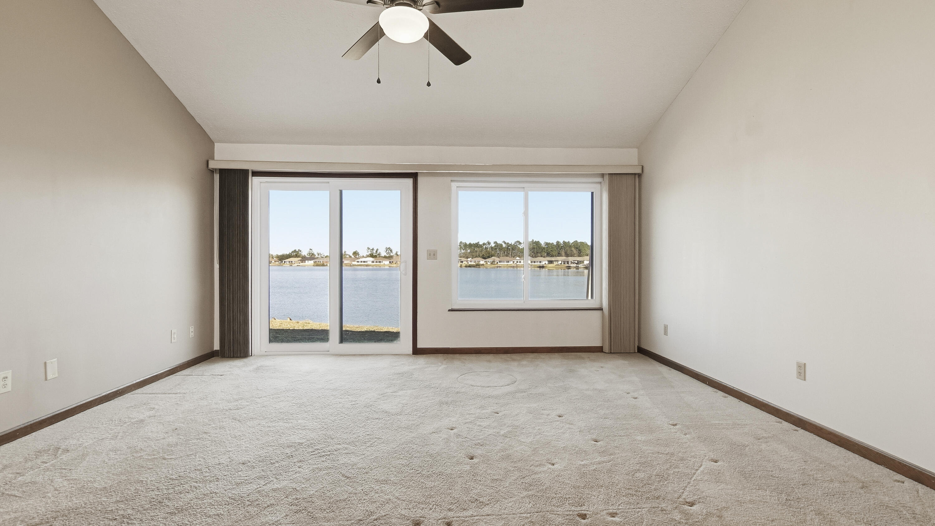 Lake Marin - Residential