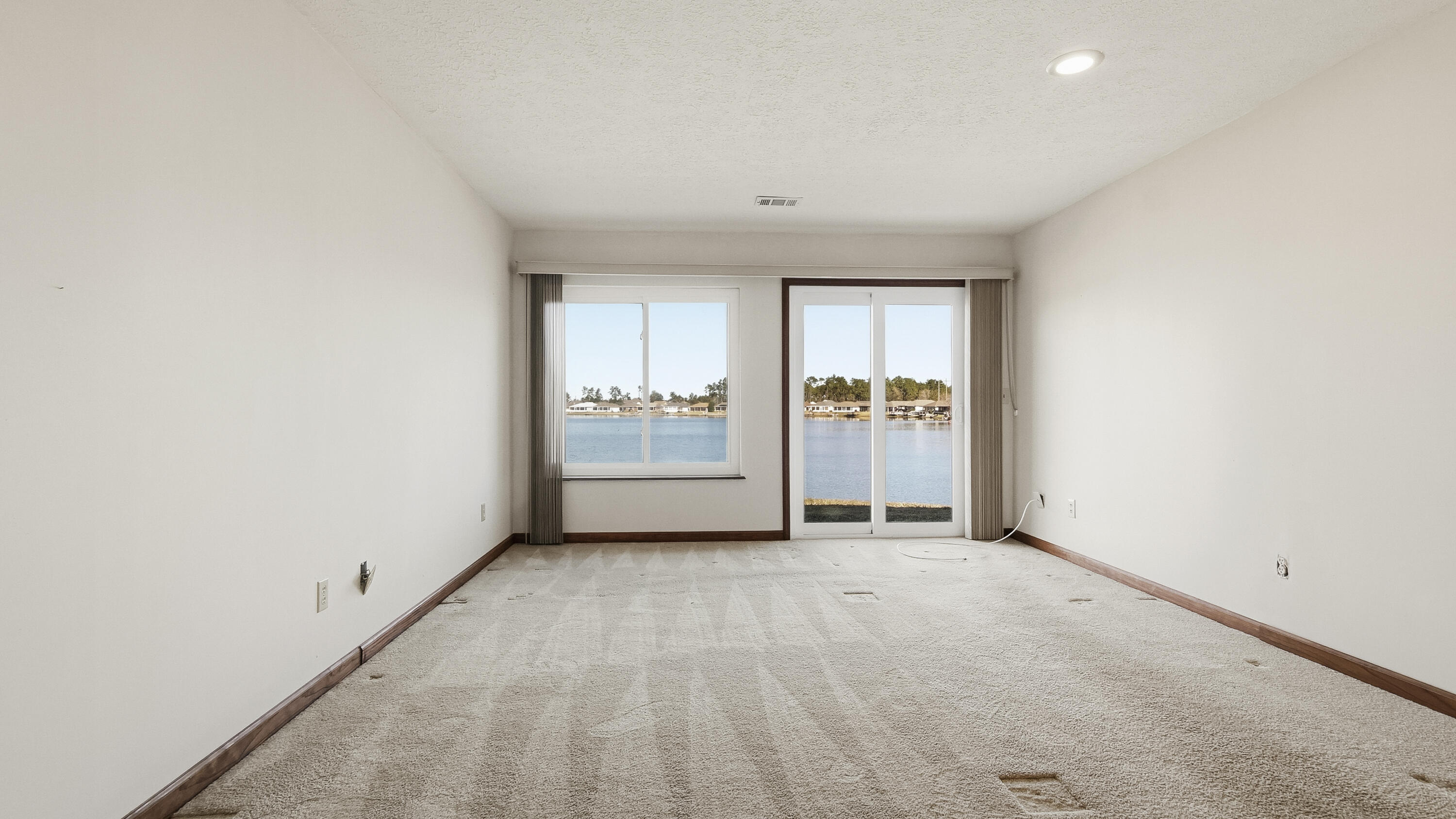 Lake Marin - Residential