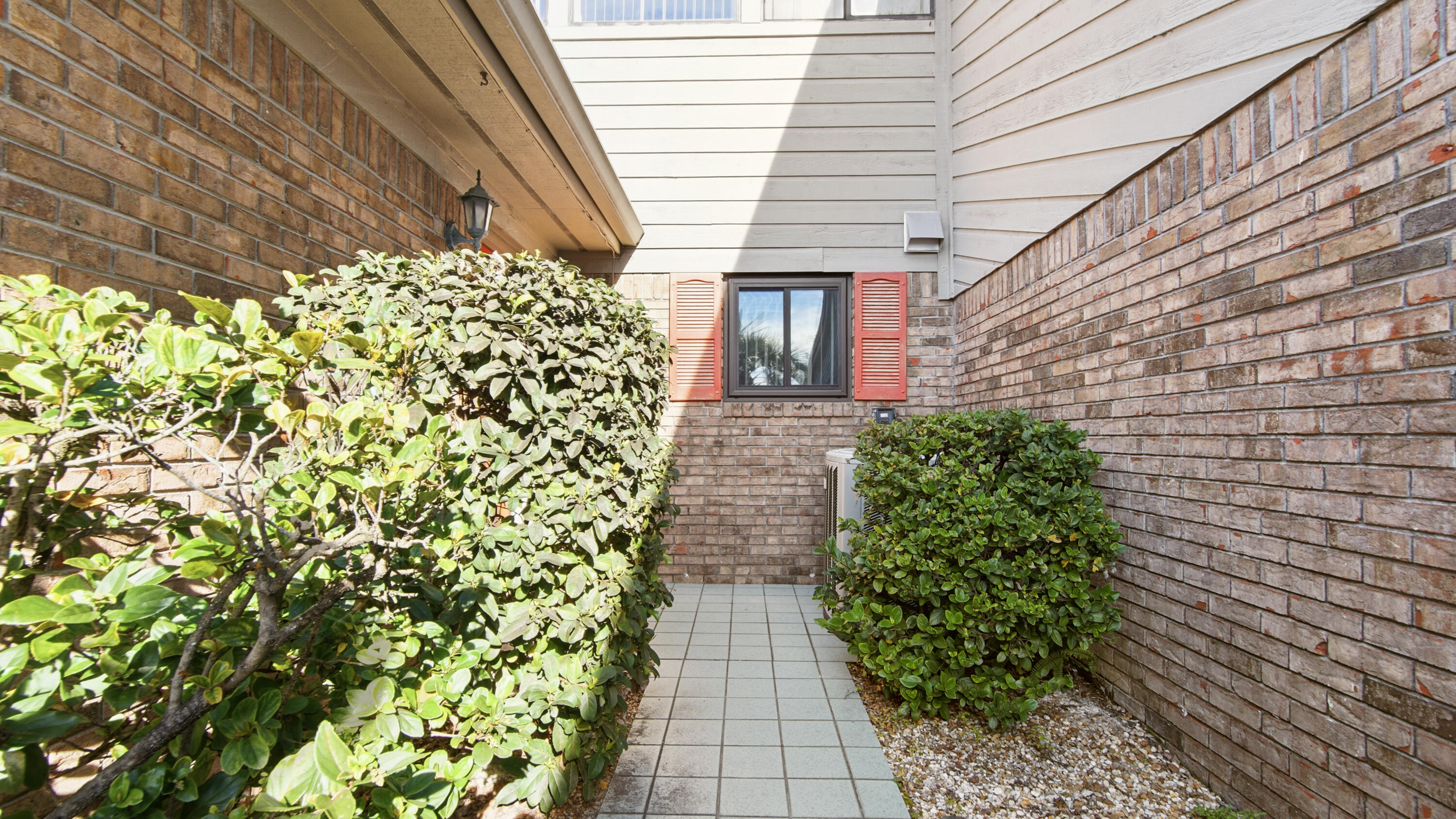 Lake Marin - Residential