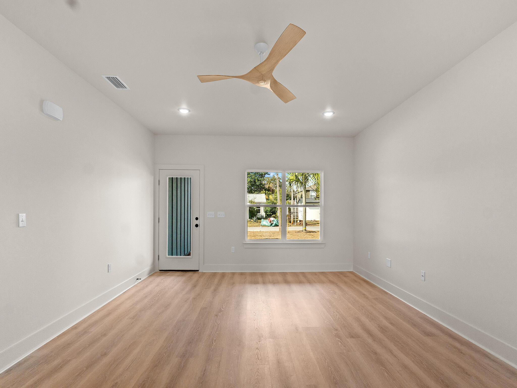 NO RECORDED SUBDIVISION - Residential