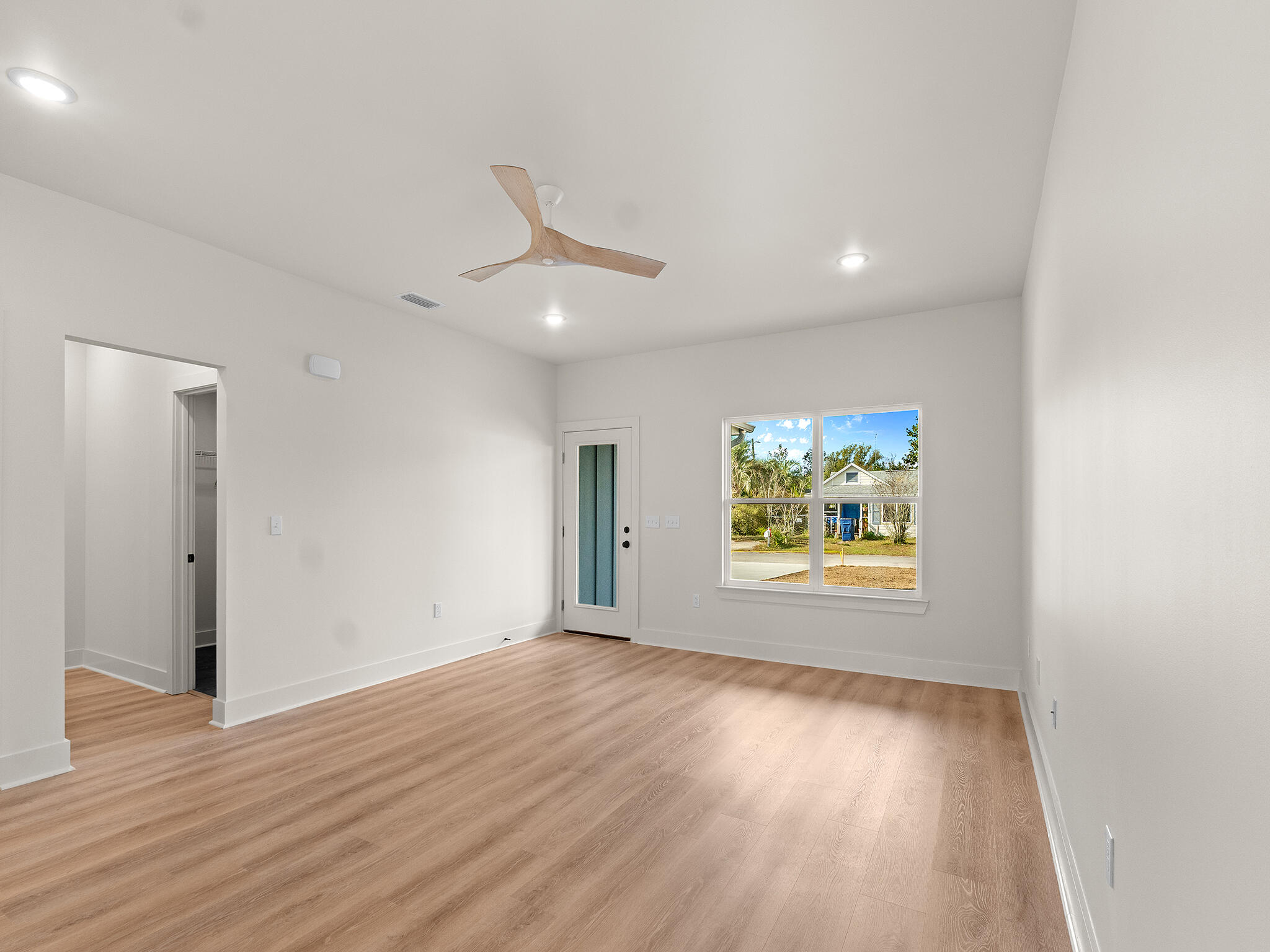 NO RECORDED SUBDIVISION - Residential