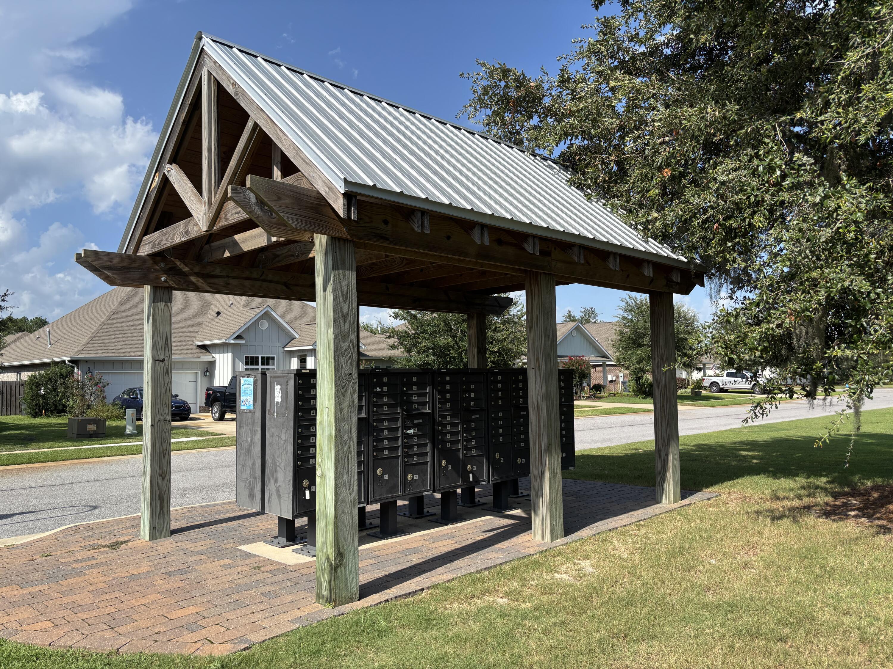HAMMOCK BAY - Residential